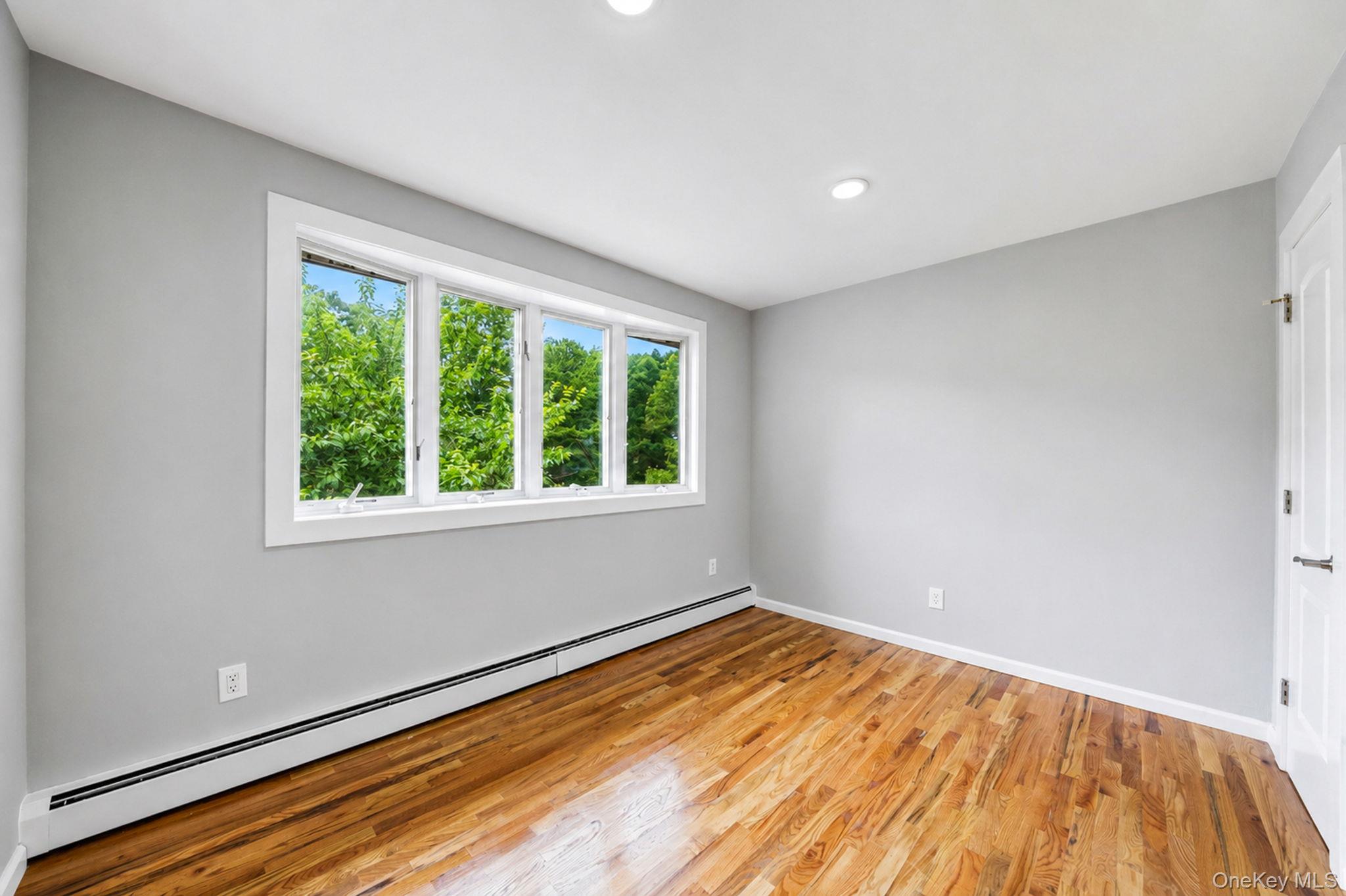111 Pine Street Property Photo 26
