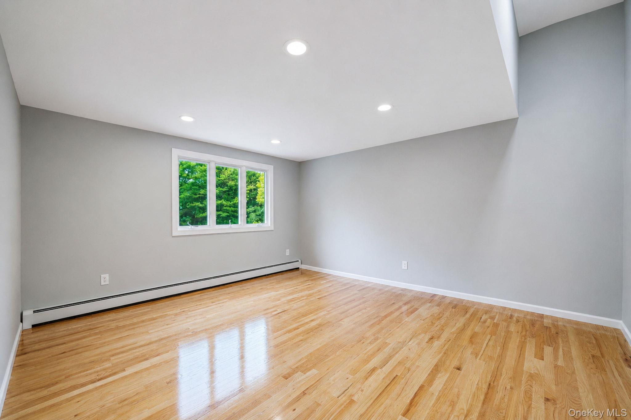 111 Pine Street Property Photo 31