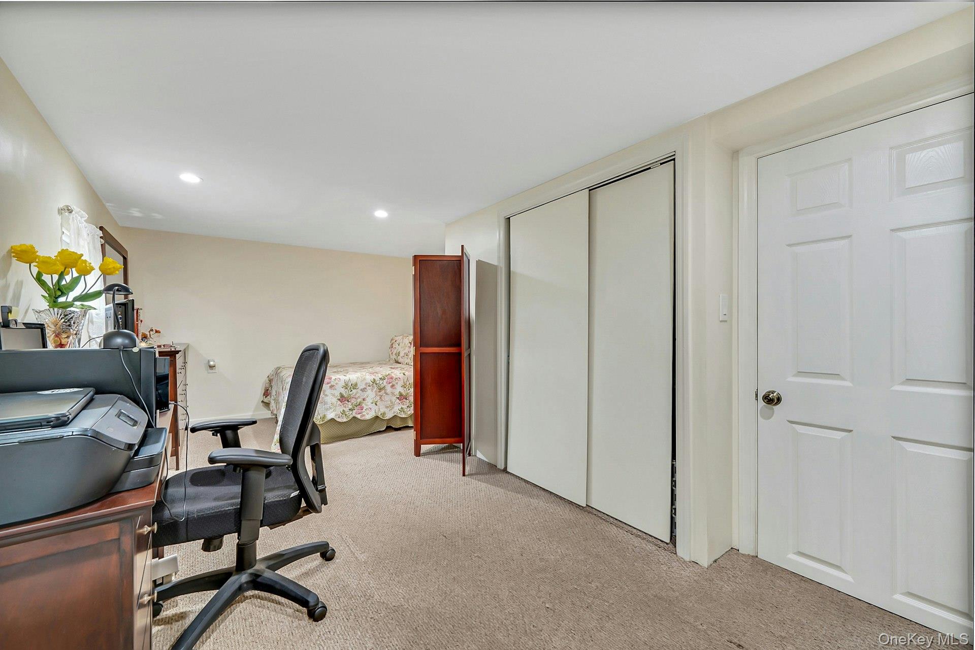 55c Edgewater Park C Property Photo 23