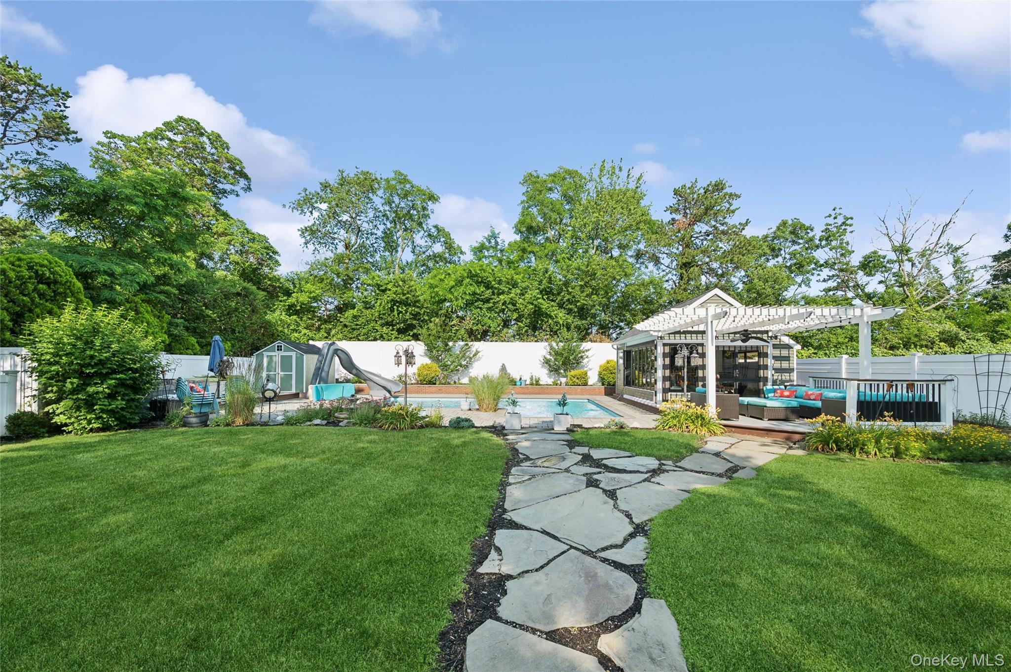 1210 Hyman Avenue Property Photo 5