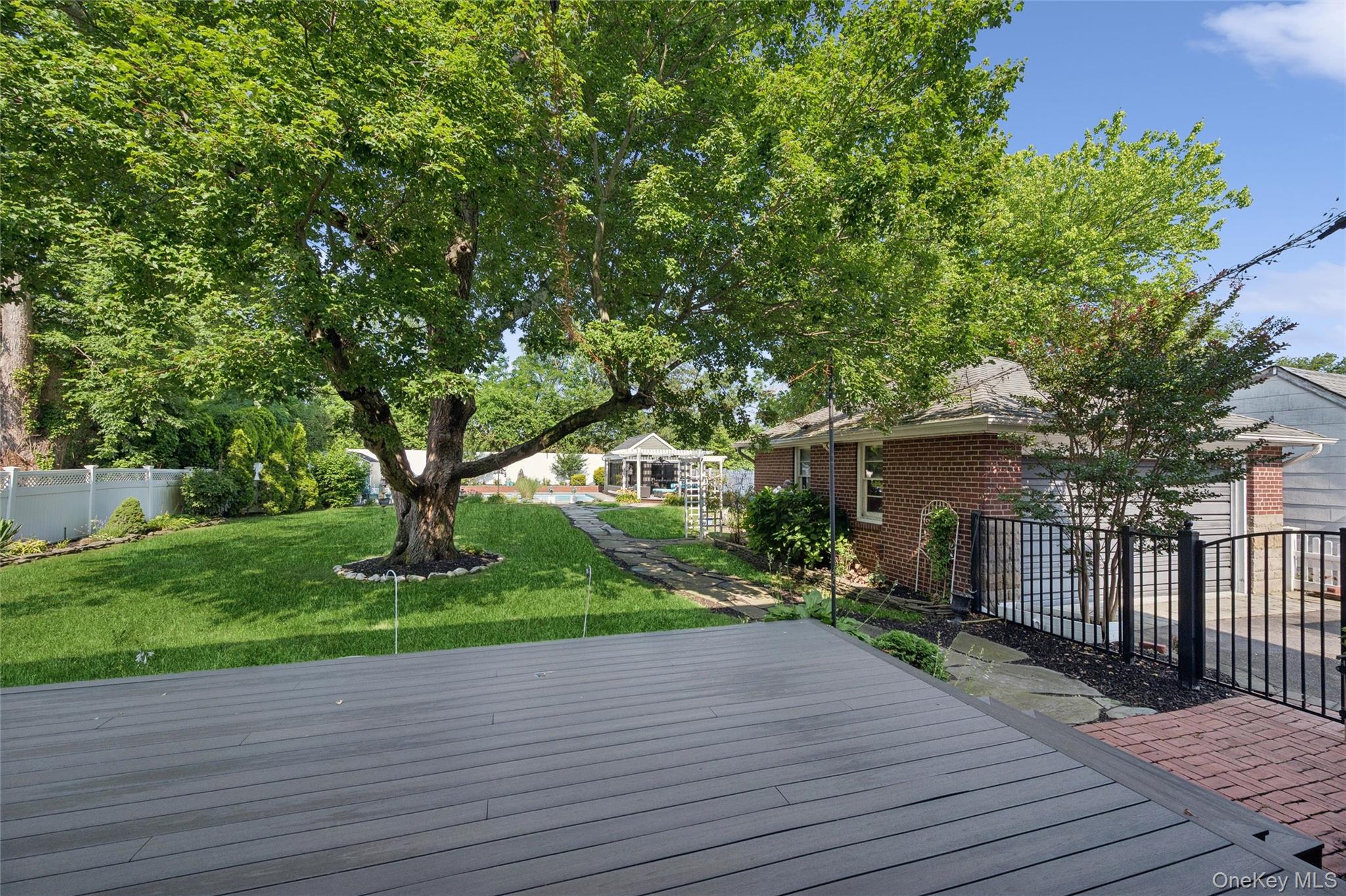 1210 Hyman Avenue Property Photo 20