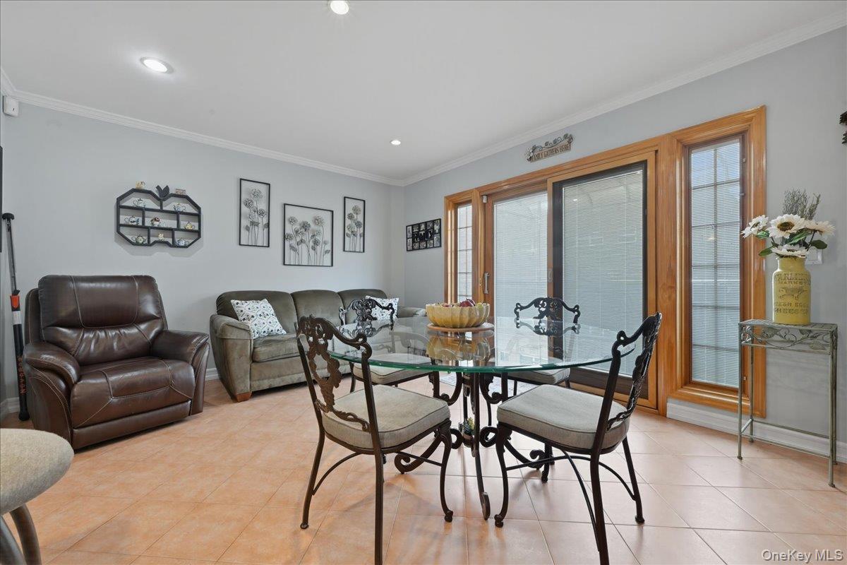 6356 76th Street Property Photo 18