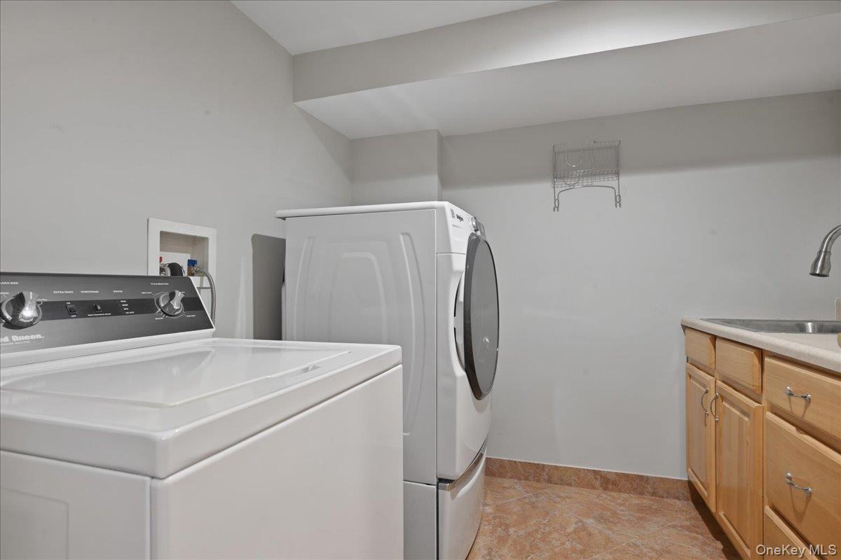 6356 76th Street Property Photo 34