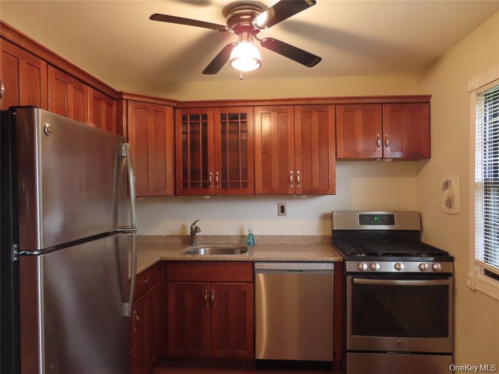 103 Mariners Way Property Photo 4