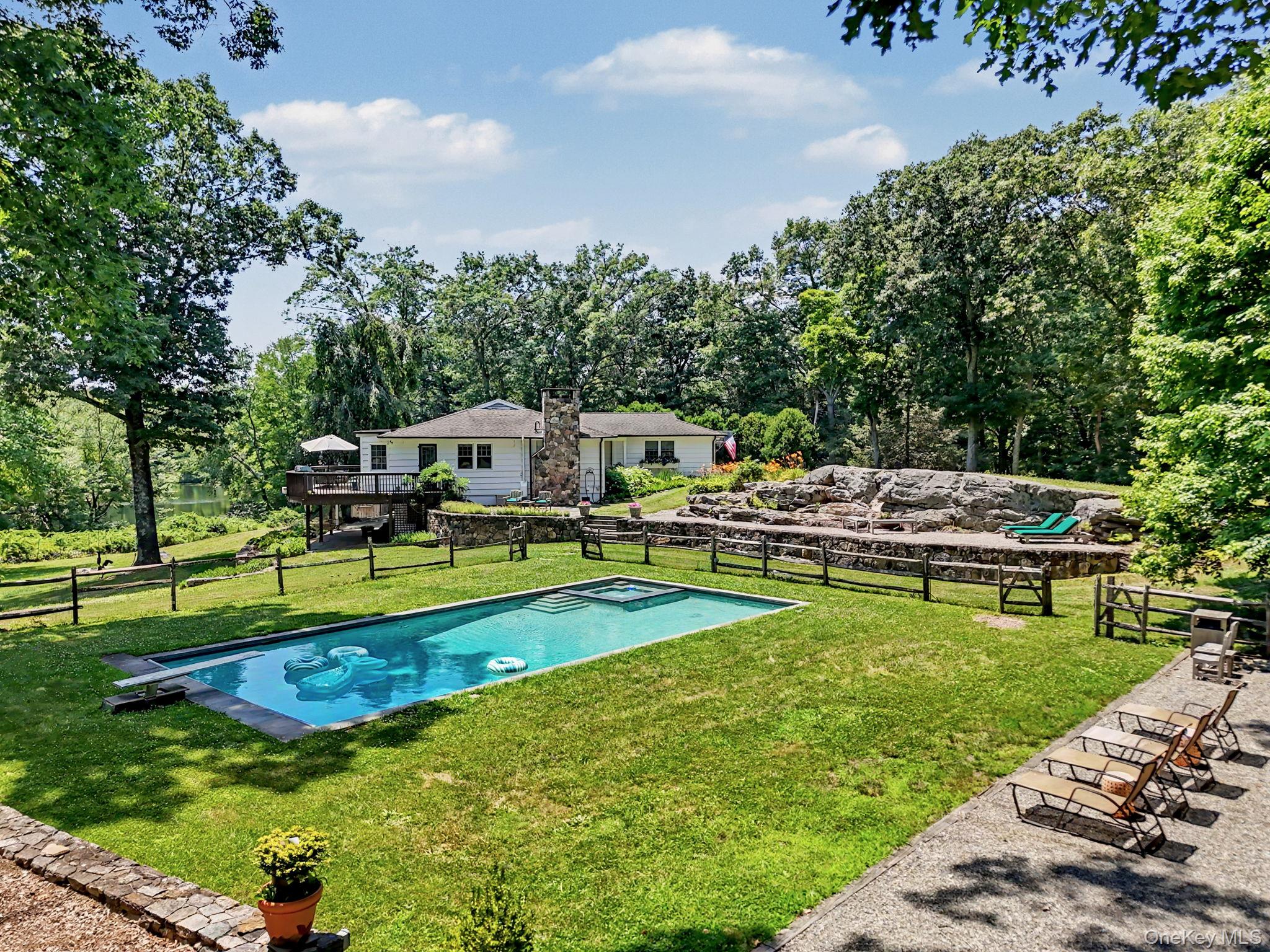 10 Apple Tree Lane Property Photo 38