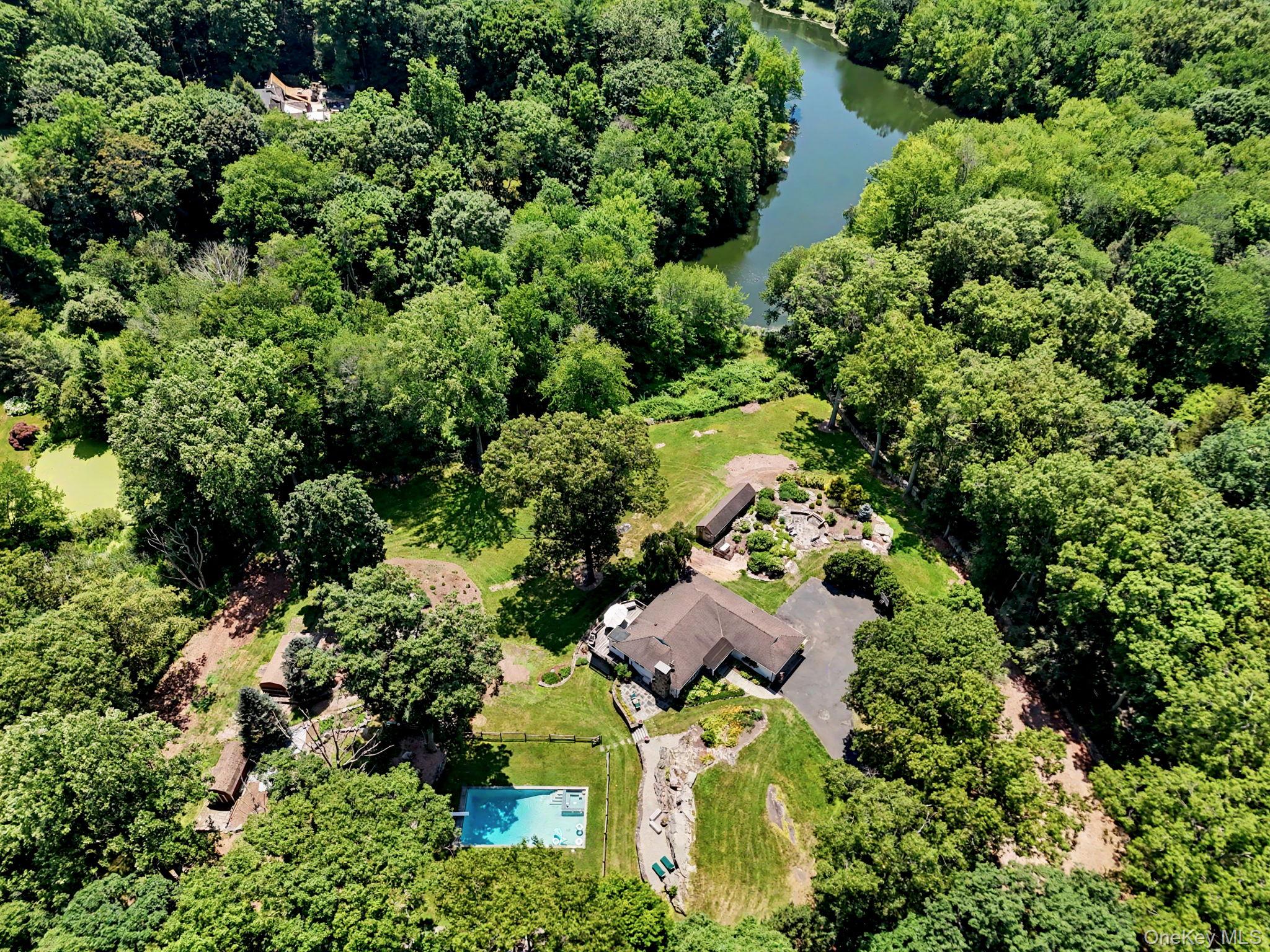 10 Apple Tree Lane Property Photo 47