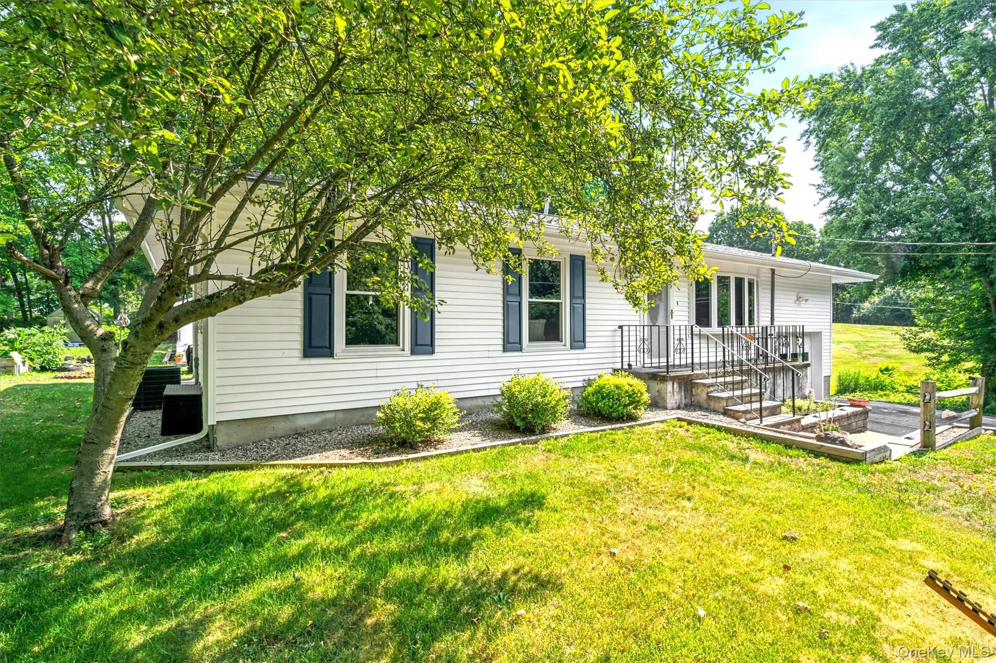 484 State Route 52 Property Photo 3