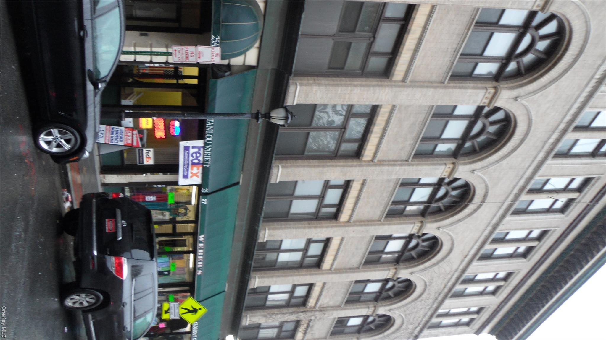 29 N Broadway Property Photo 2