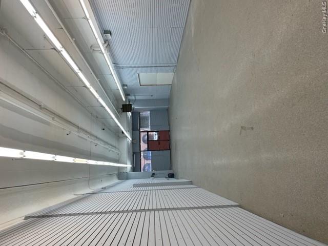 29 N Broadway Property Photo 4