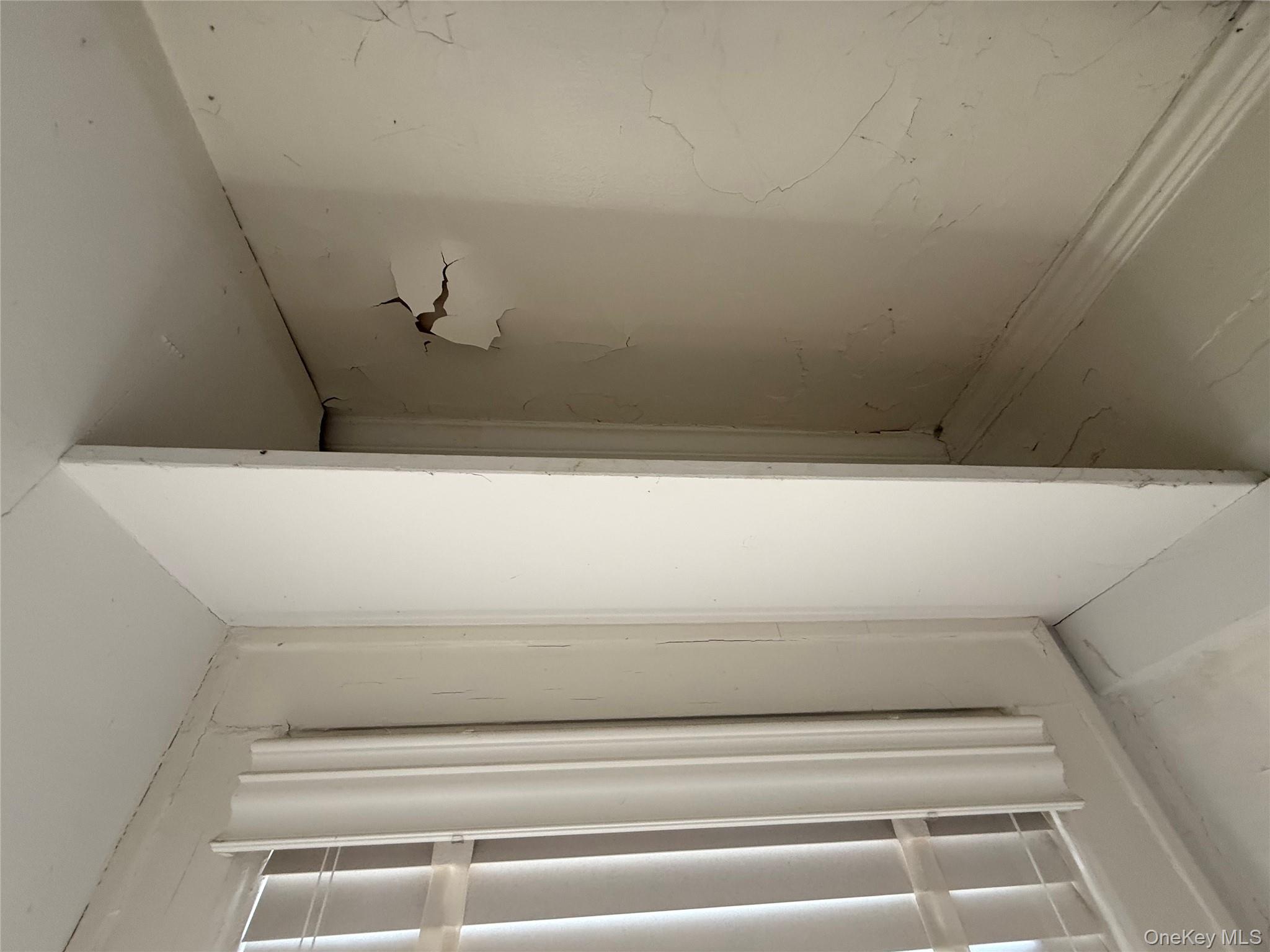 13812 Rockaway Beach Boulevard Property Photo 8