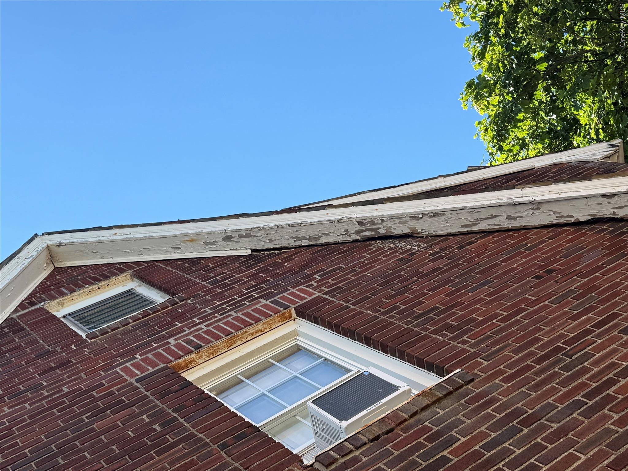 13812 Rockaway Beach Boulevard Property Photo 19