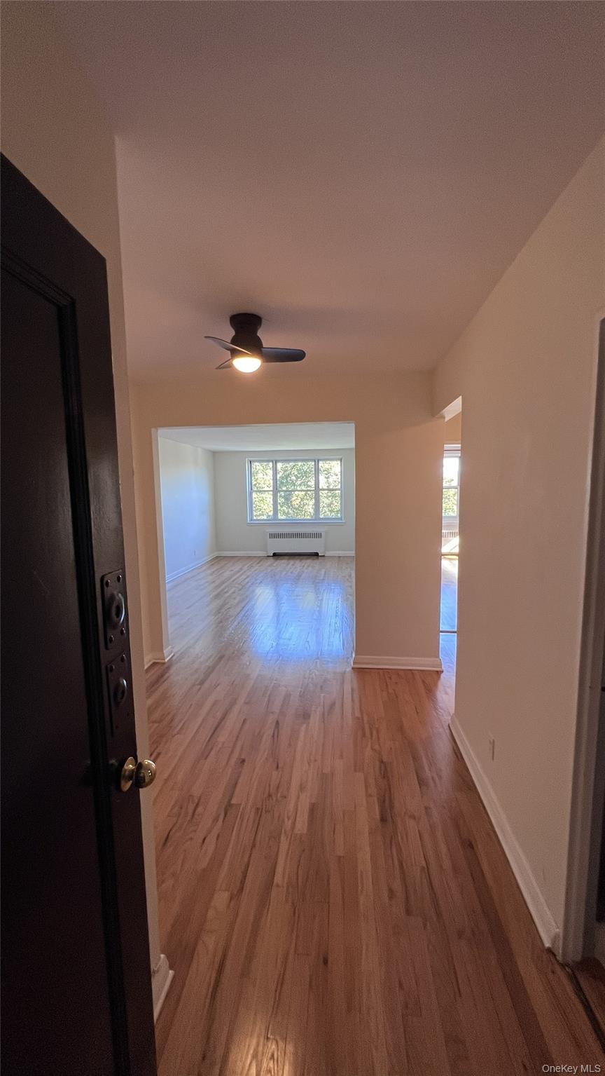 290 Collins Avenue 8E Property Photo 1