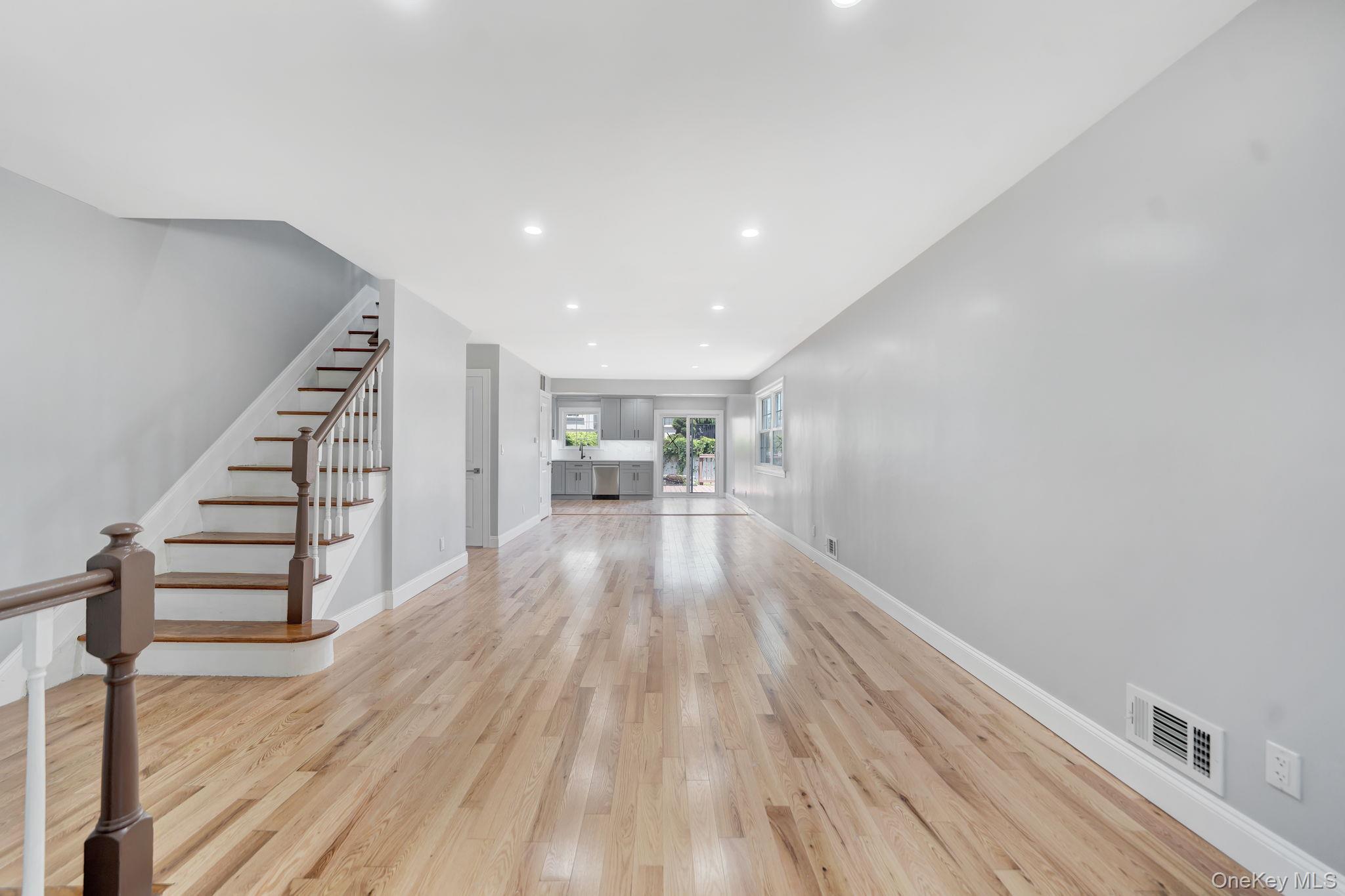 5 Notus Avenue Property Photo 5