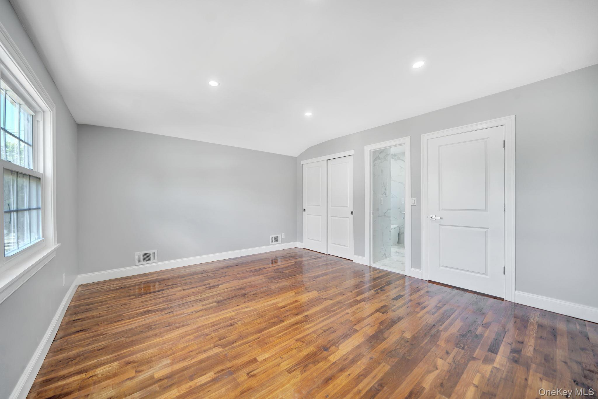 5 Notus Avenue Property Photo 14