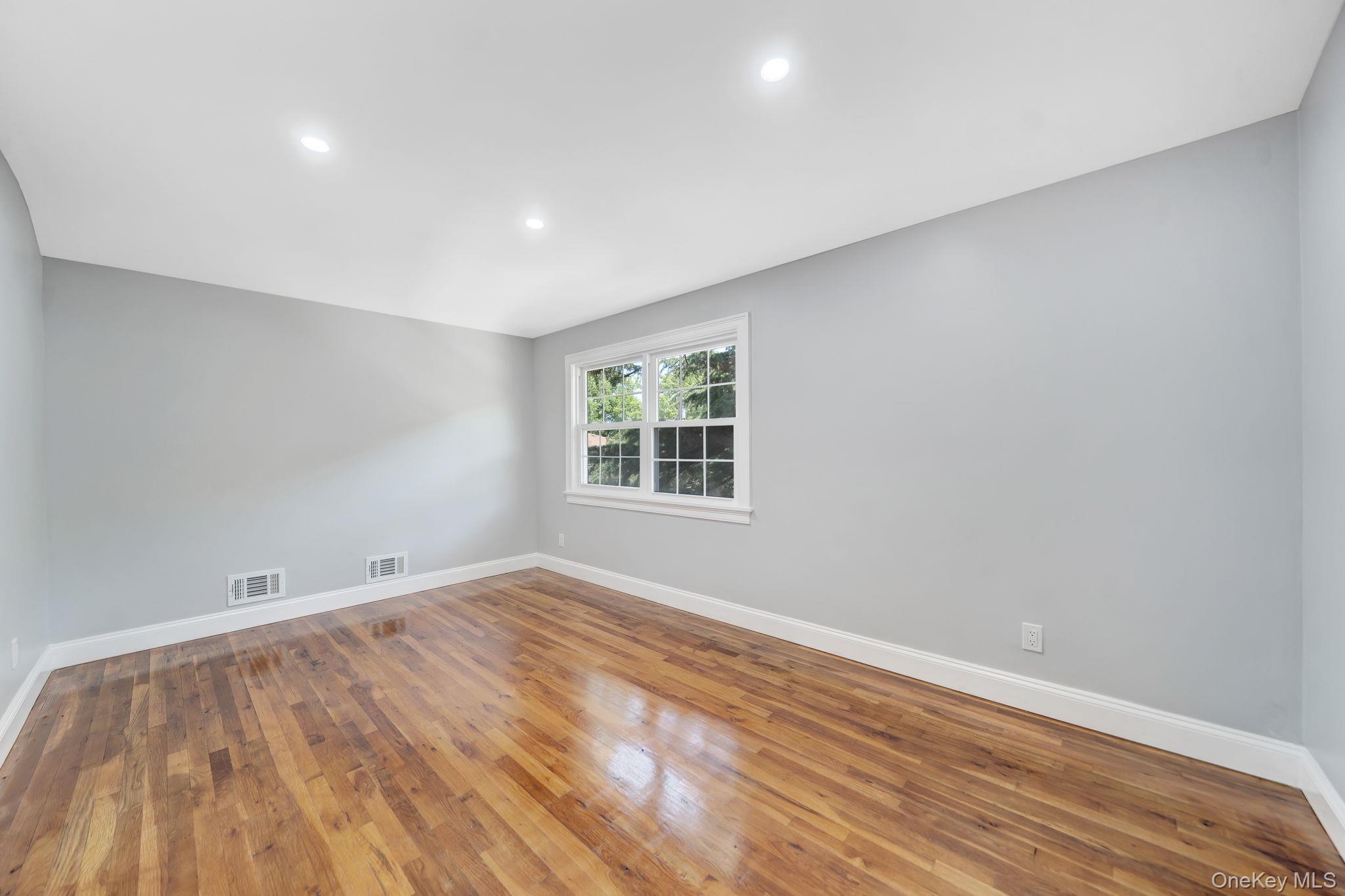 5 Notus Avenue Property Photo 19