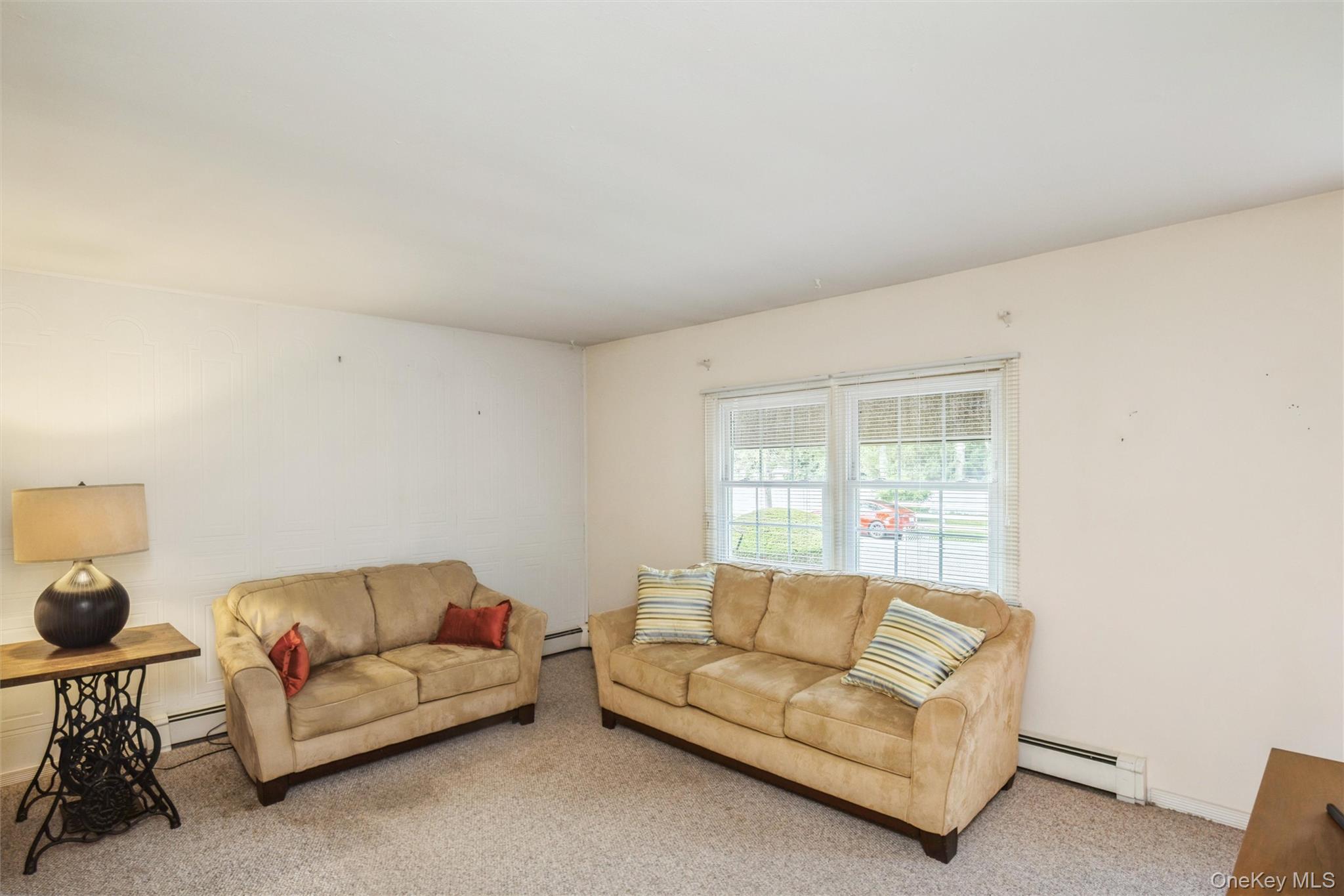 87 Center Street Property Photo 4
