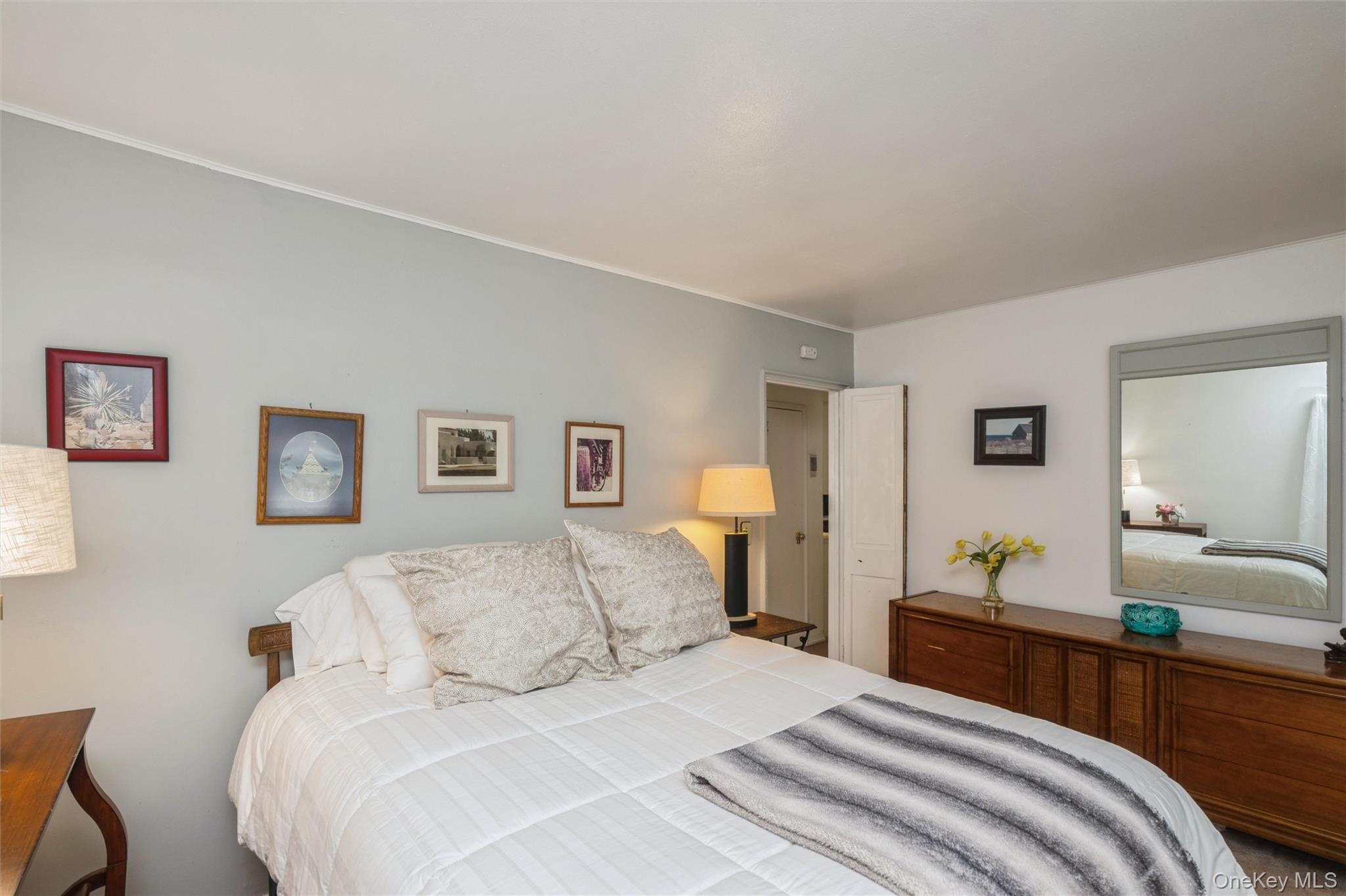 87 Center Street Property Photo 8