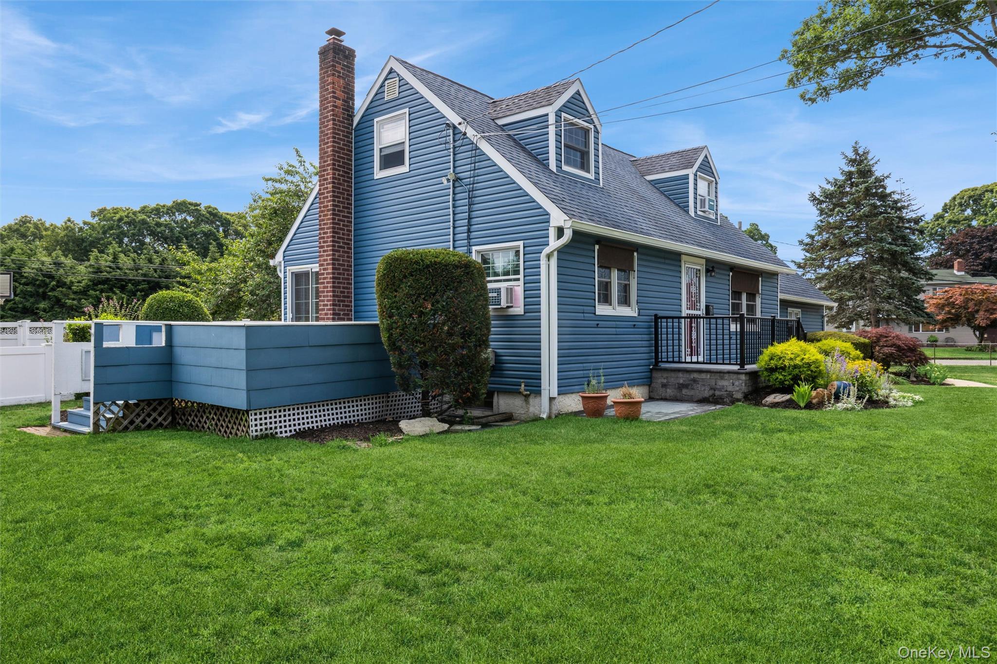 87 Center Street Property Photo 26