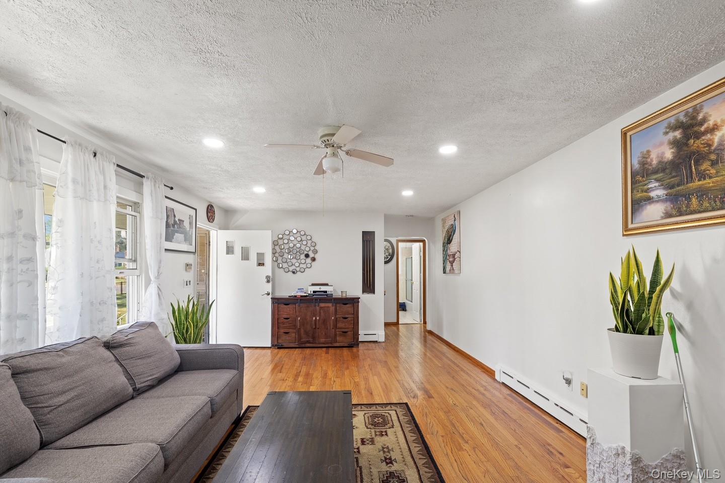 4 Roosevelt Street Property Photo 4