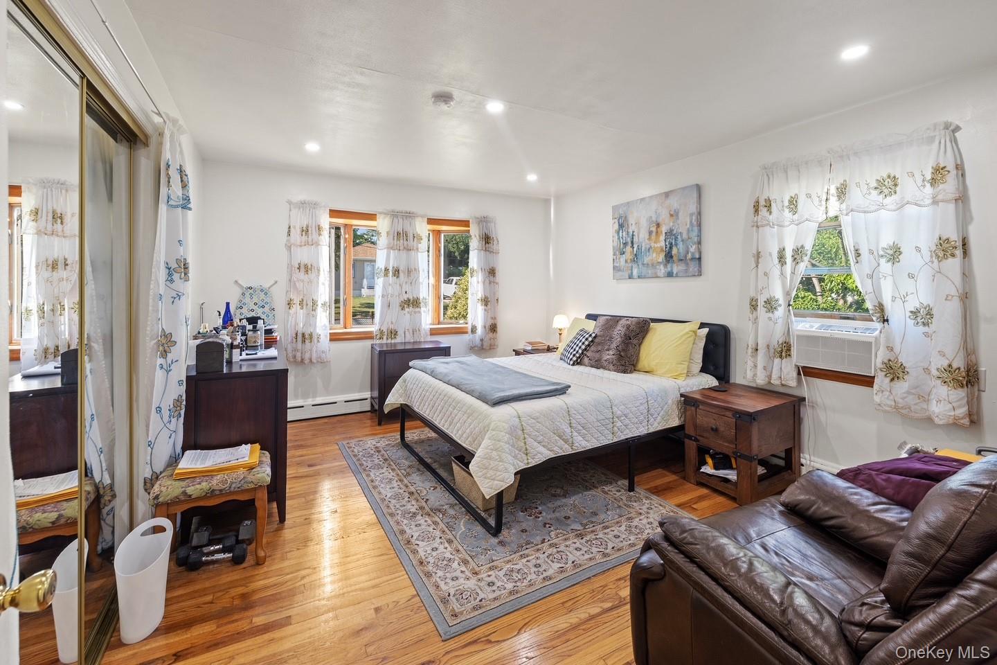 4 Roosevelt Street Property Photo 7