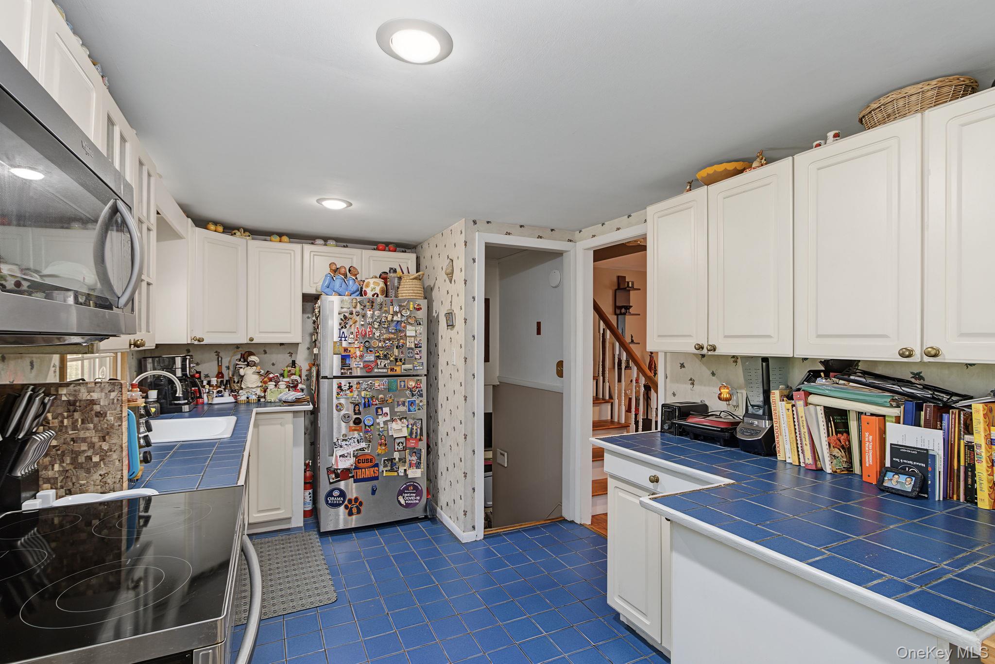 11 Fleetwood Drive Property Photo 6