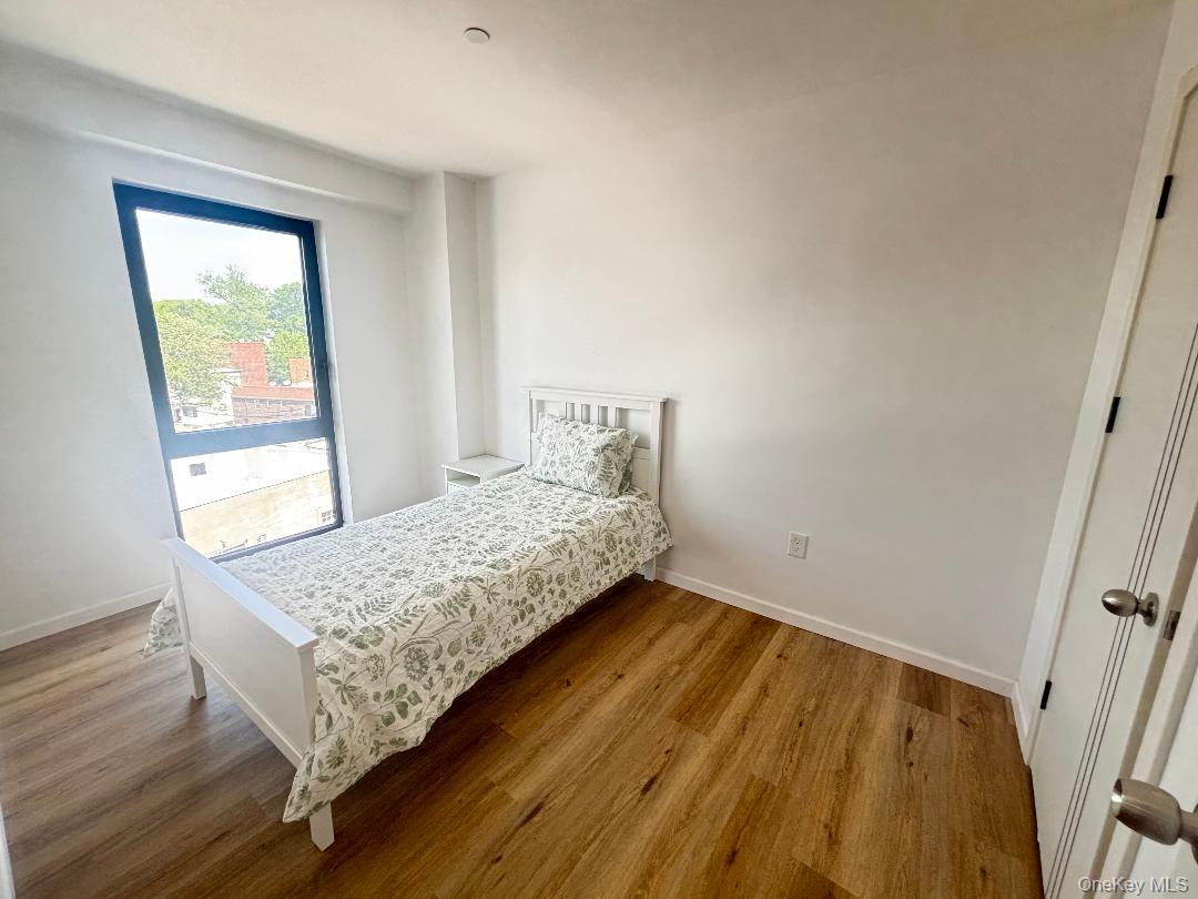 70-25 Queens Boulevard 6h Property Photo 3