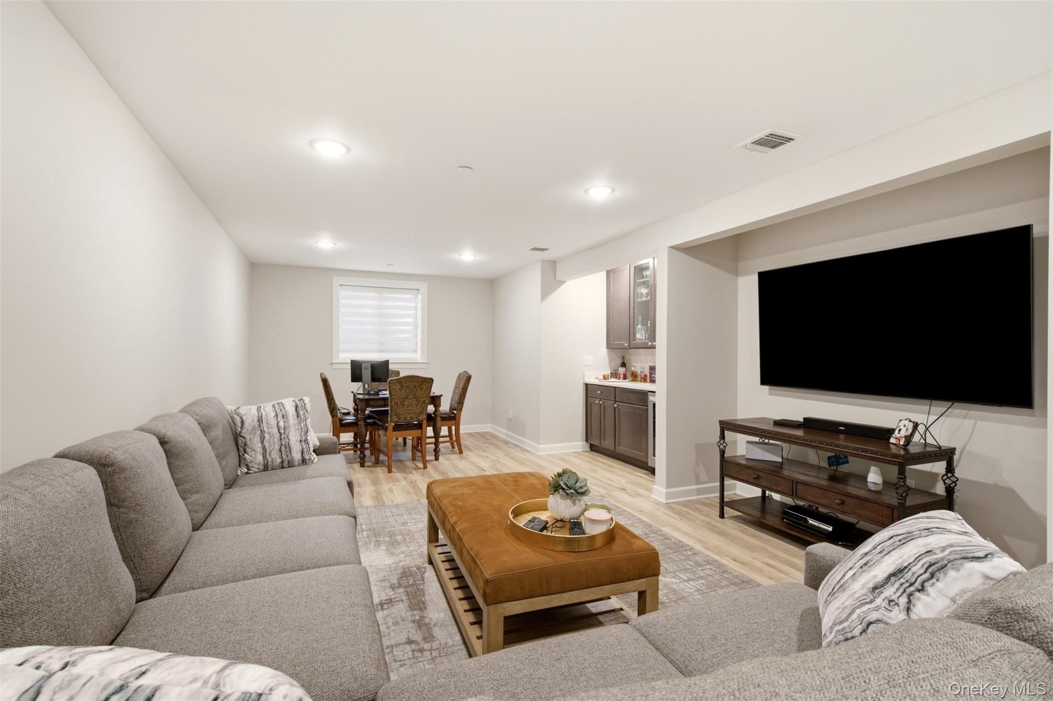 21 Seasons Way Property Photo 18