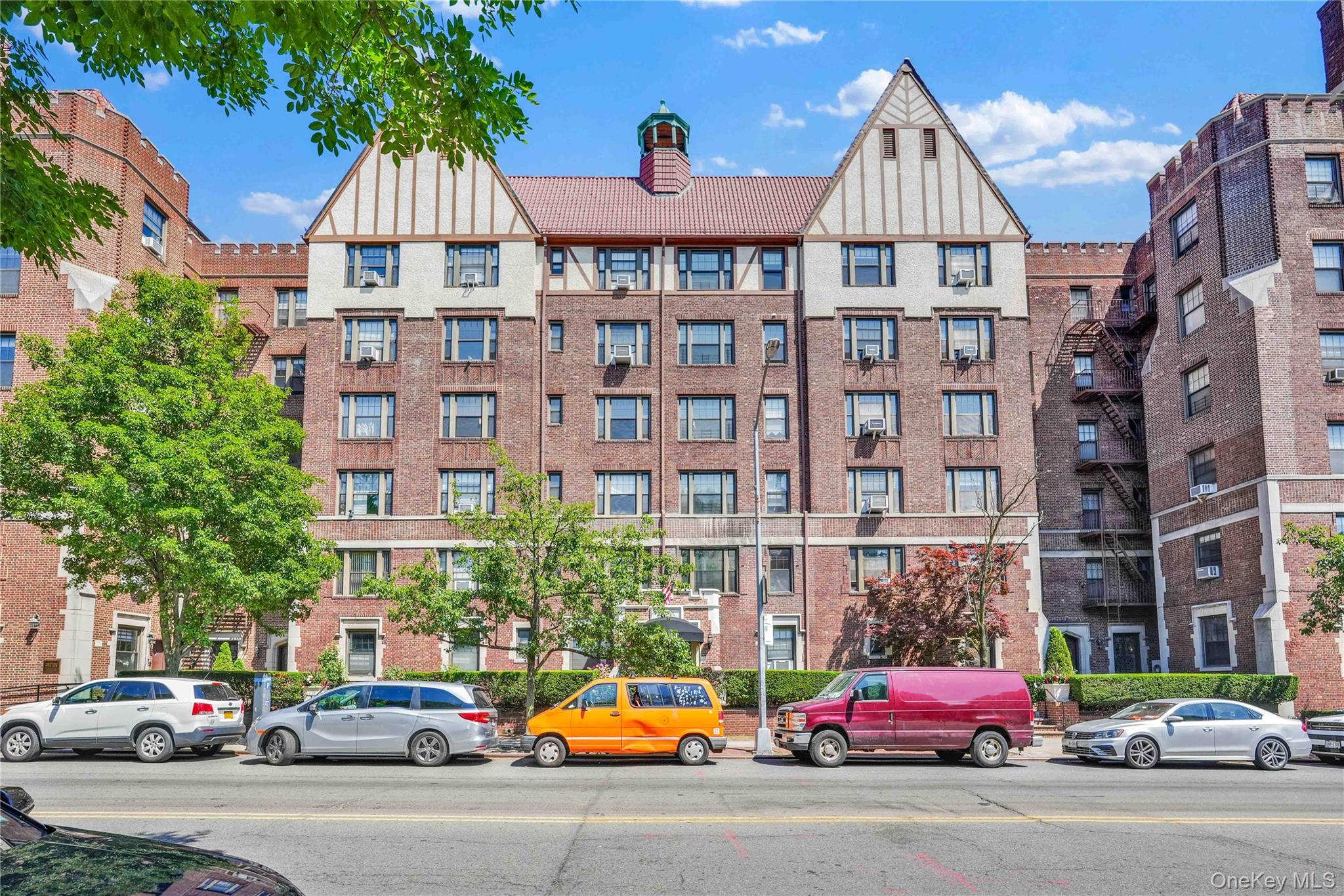 109-14 Ascan Avenue 5a Property Photo 1