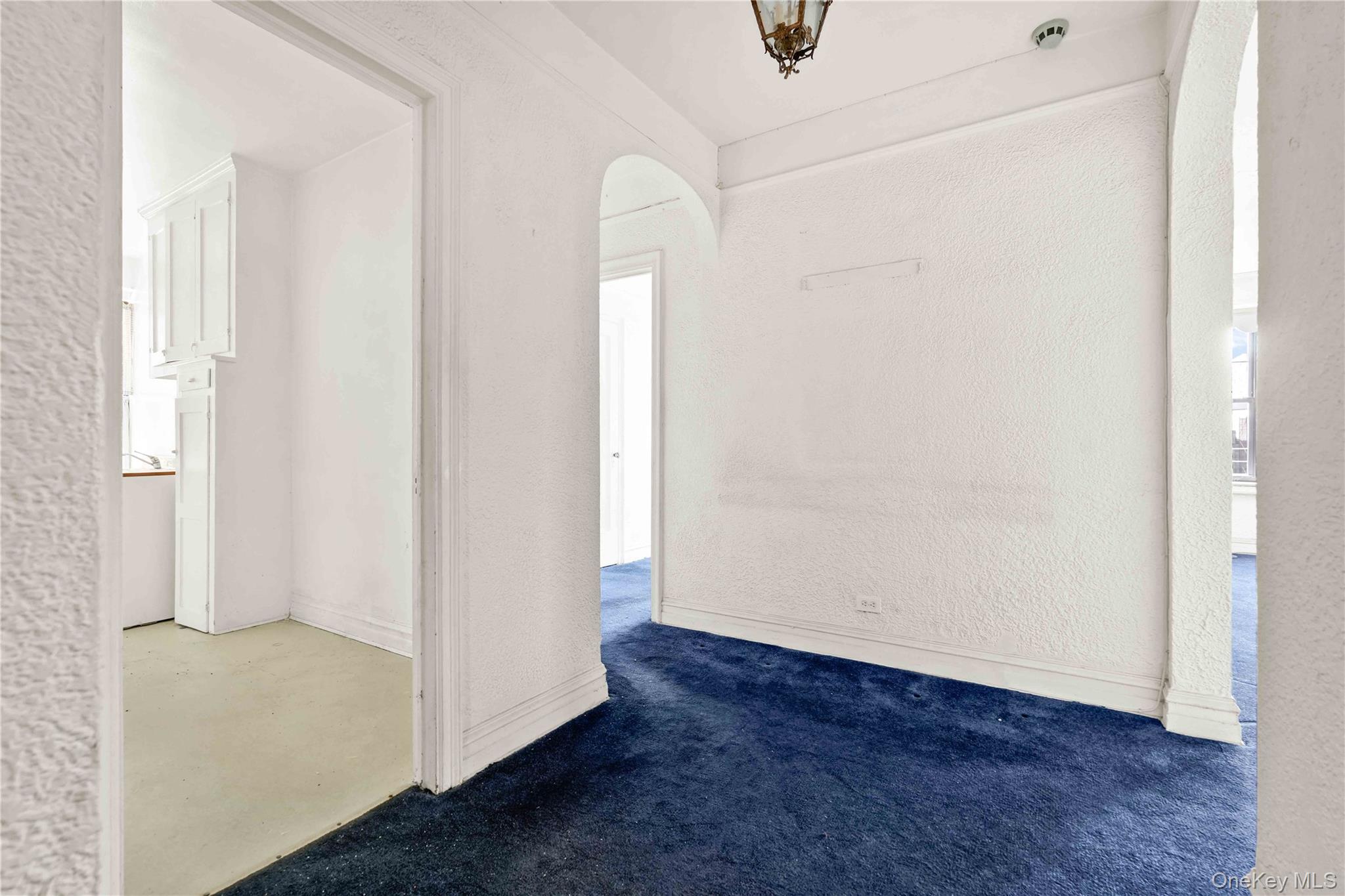 109-14 Ascan Avenue 5a Property Photo 11
