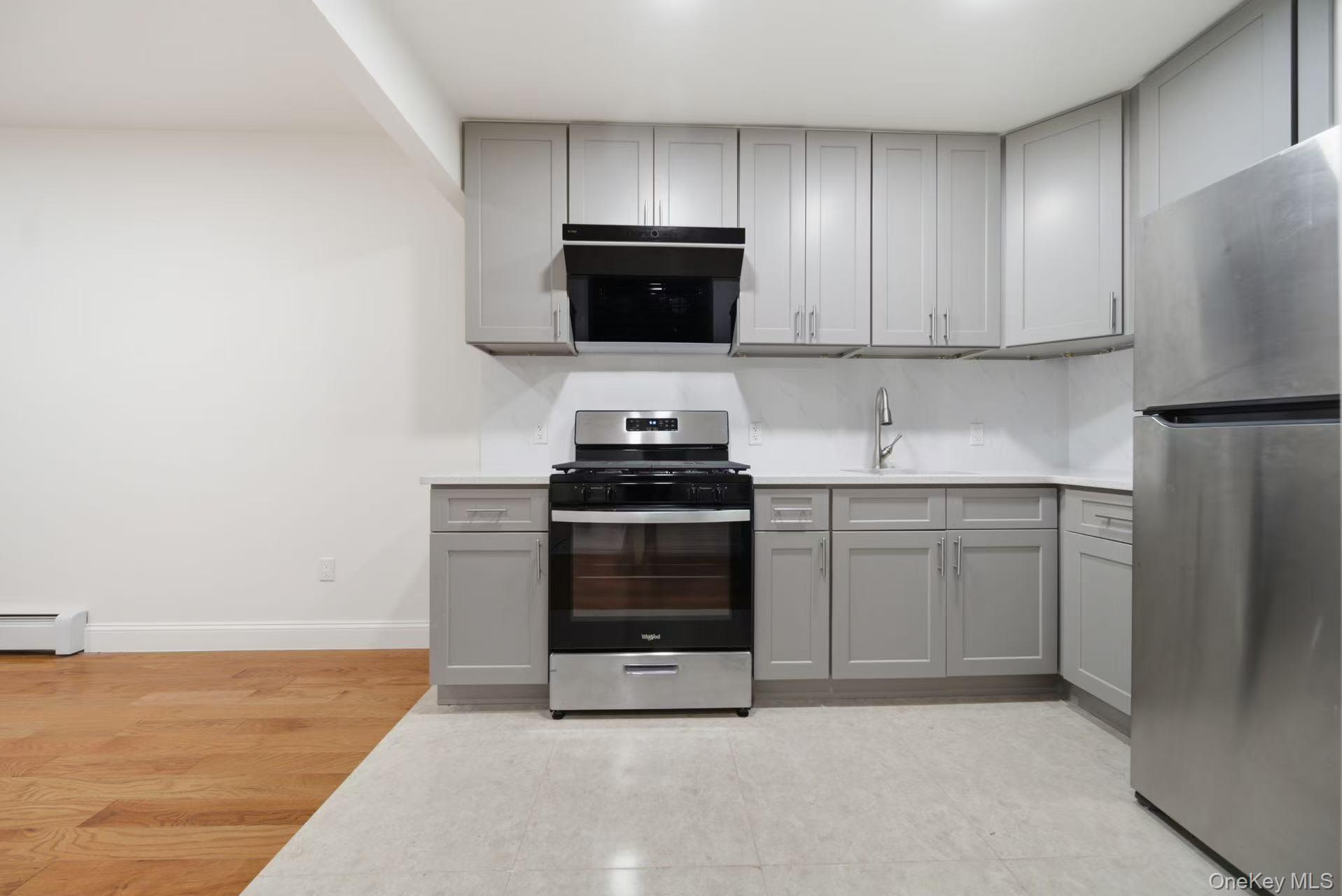 141-15 Cherry Avenue 3c Property Photo 8