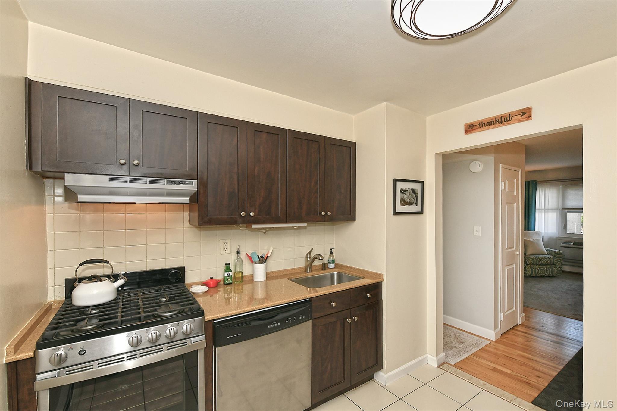 490 Main Street C-4 Property Photo 8