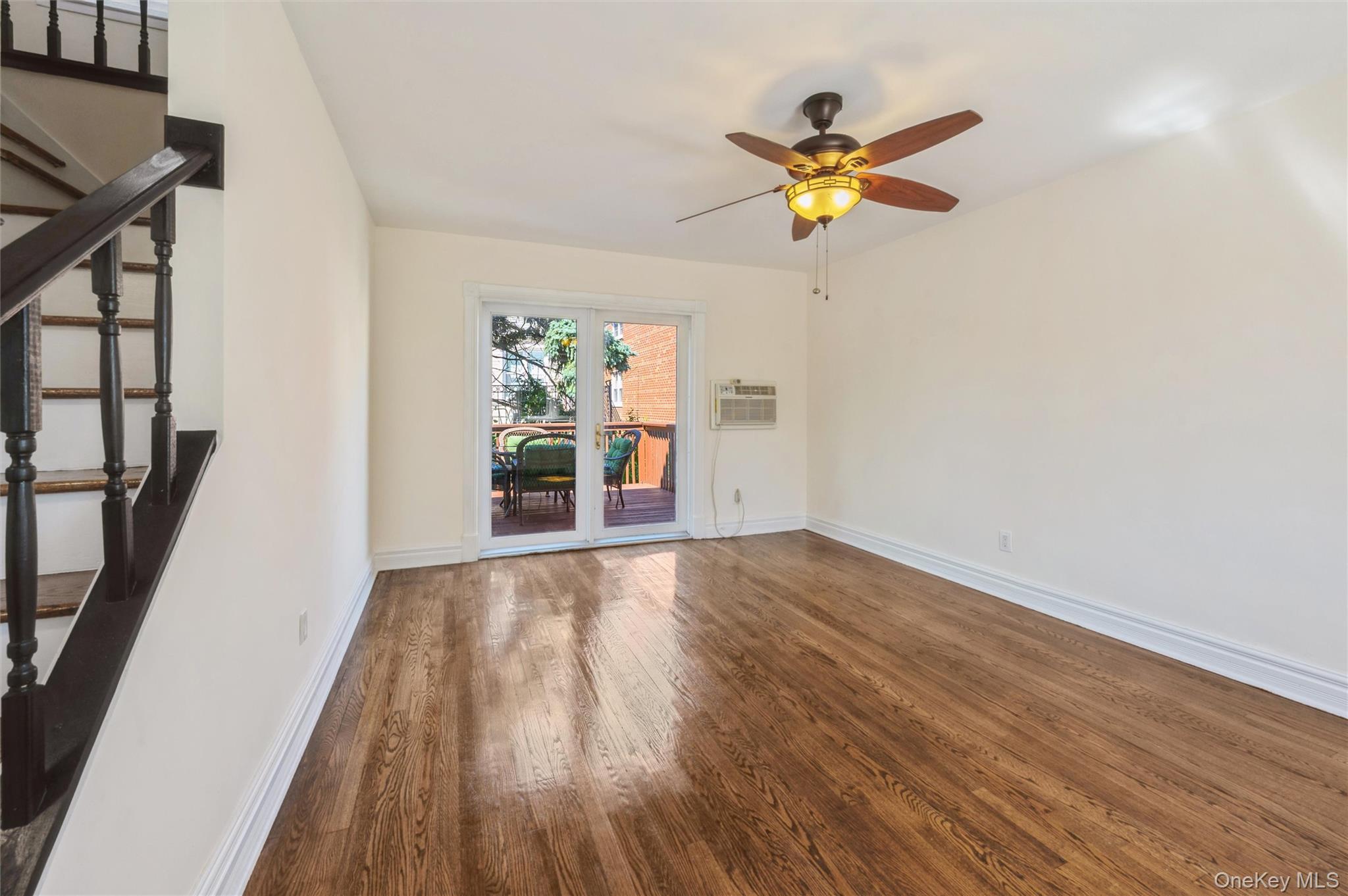 1321 Gillespie Avenue Property Photo 7