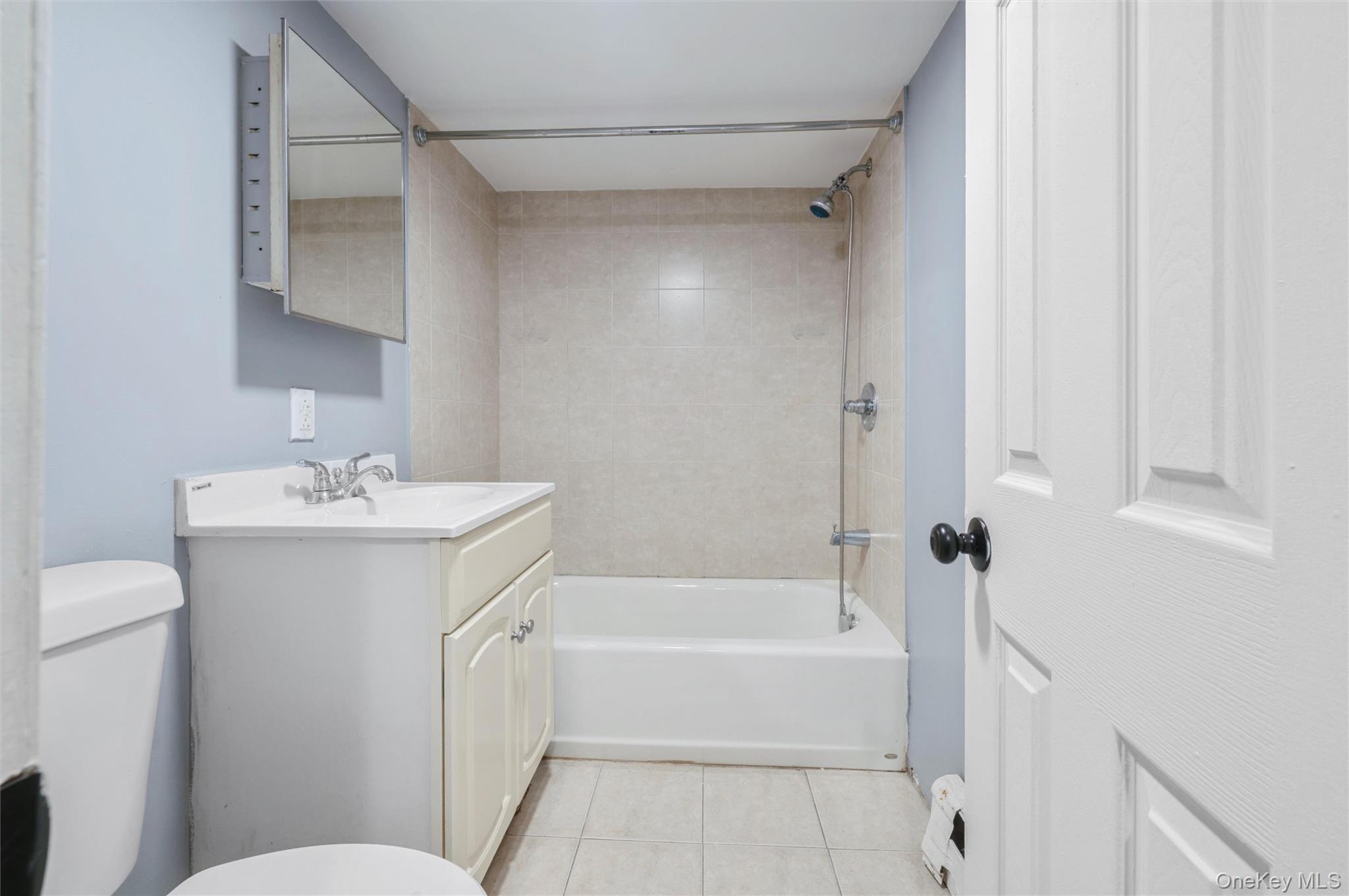 1321 Gillespie Avenue Property Photo 27