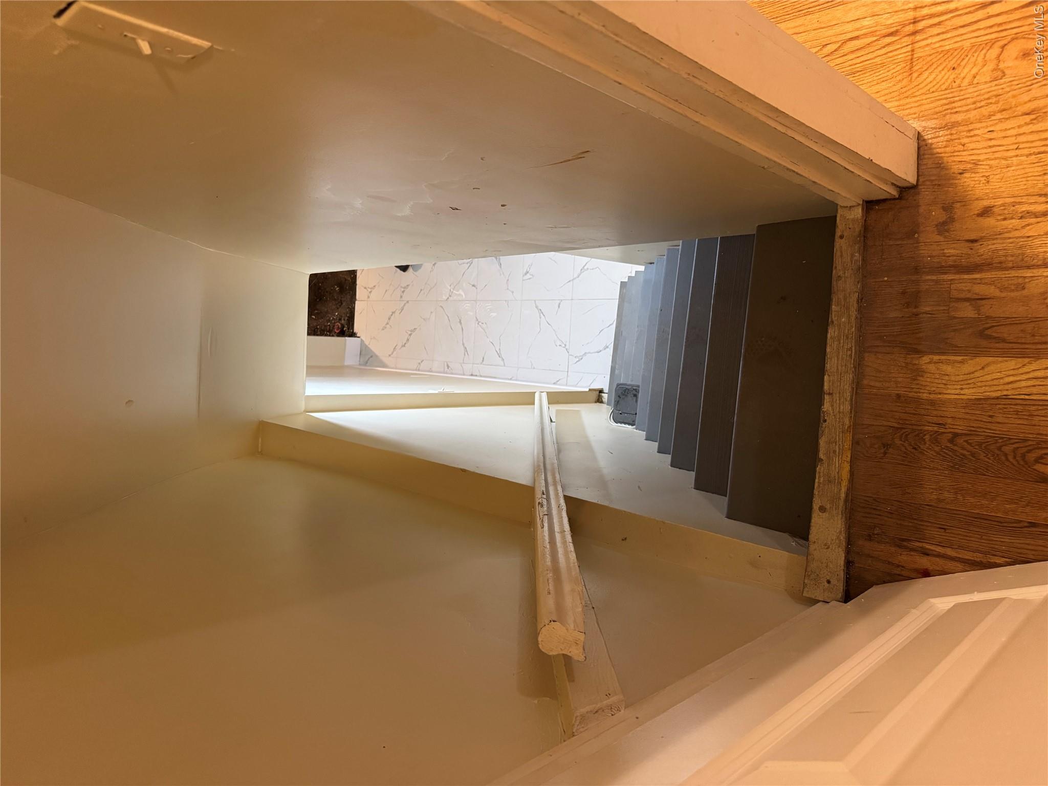 598 Monroe Street Property Photo 4