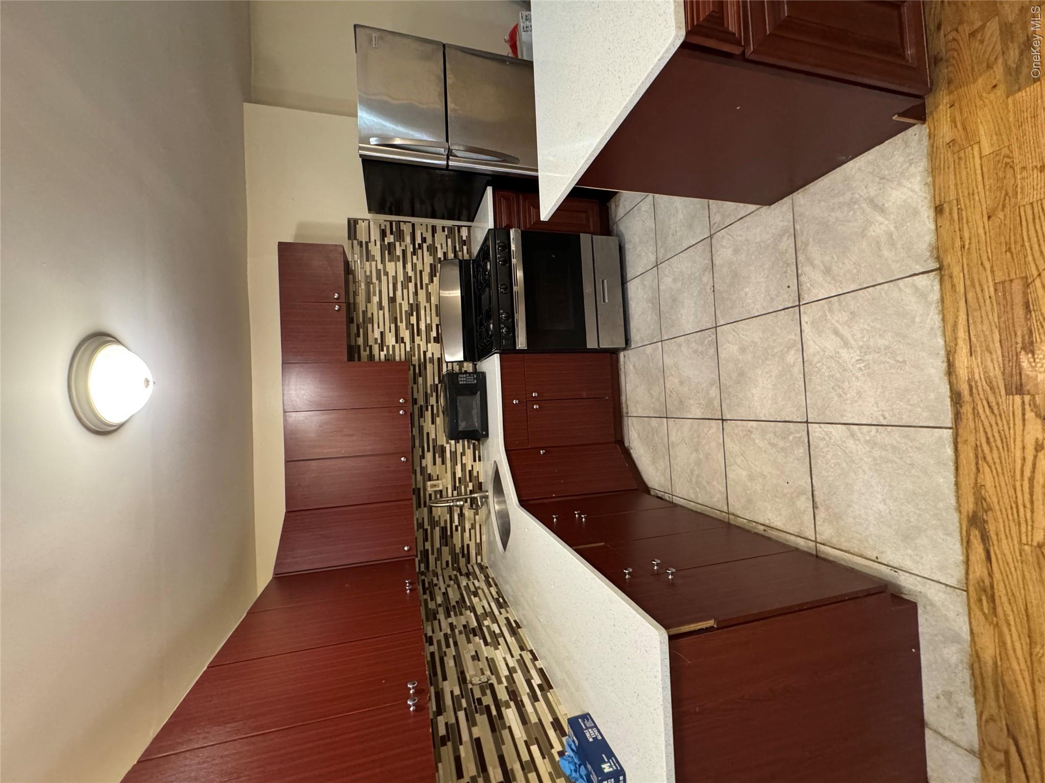 598 Monroe Street Property Photo 7
