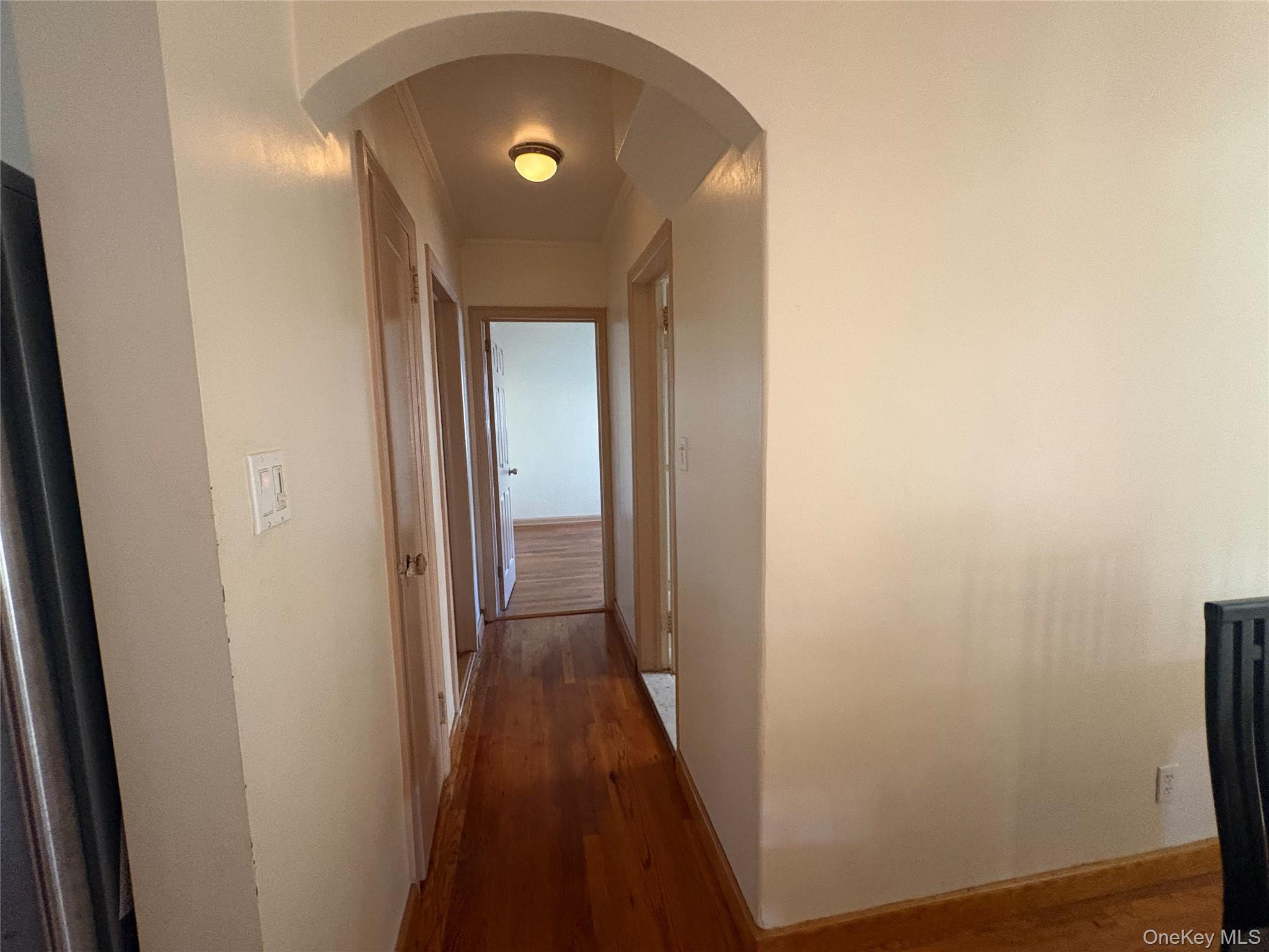 6911 180th Street Property Photo 8