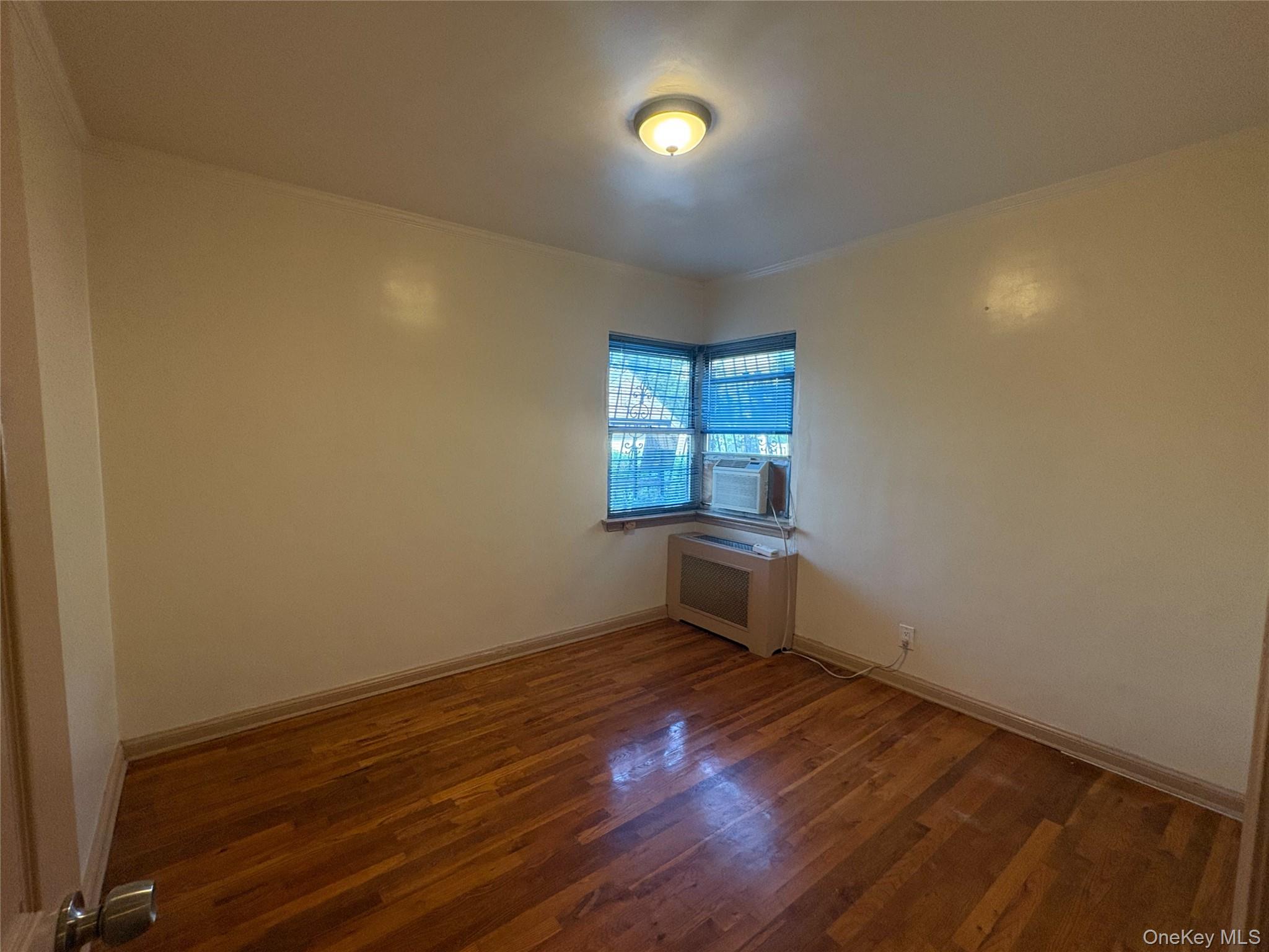 6911 180th Street Property Photo 12