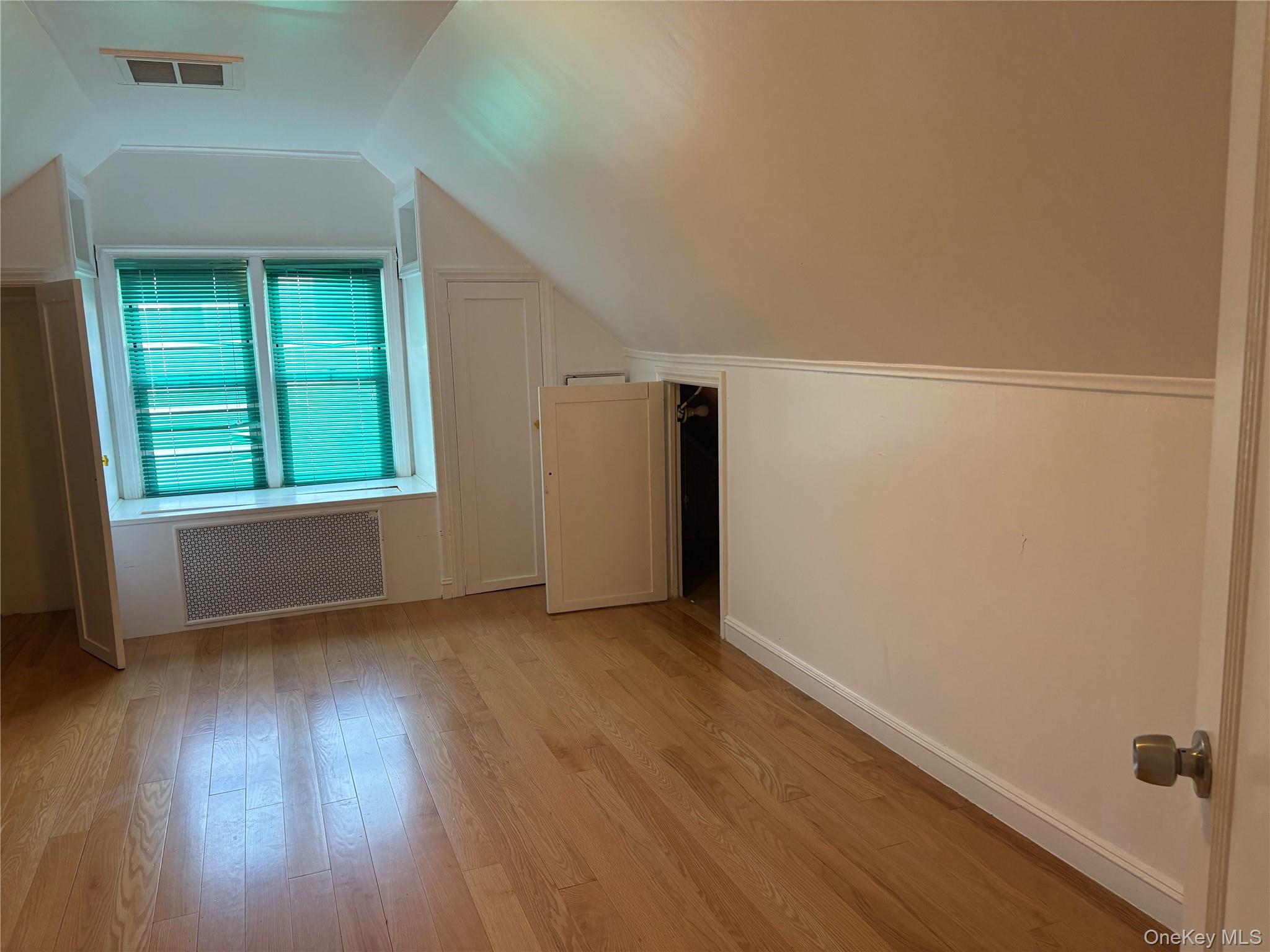 6911 180th Street Property Photo 16