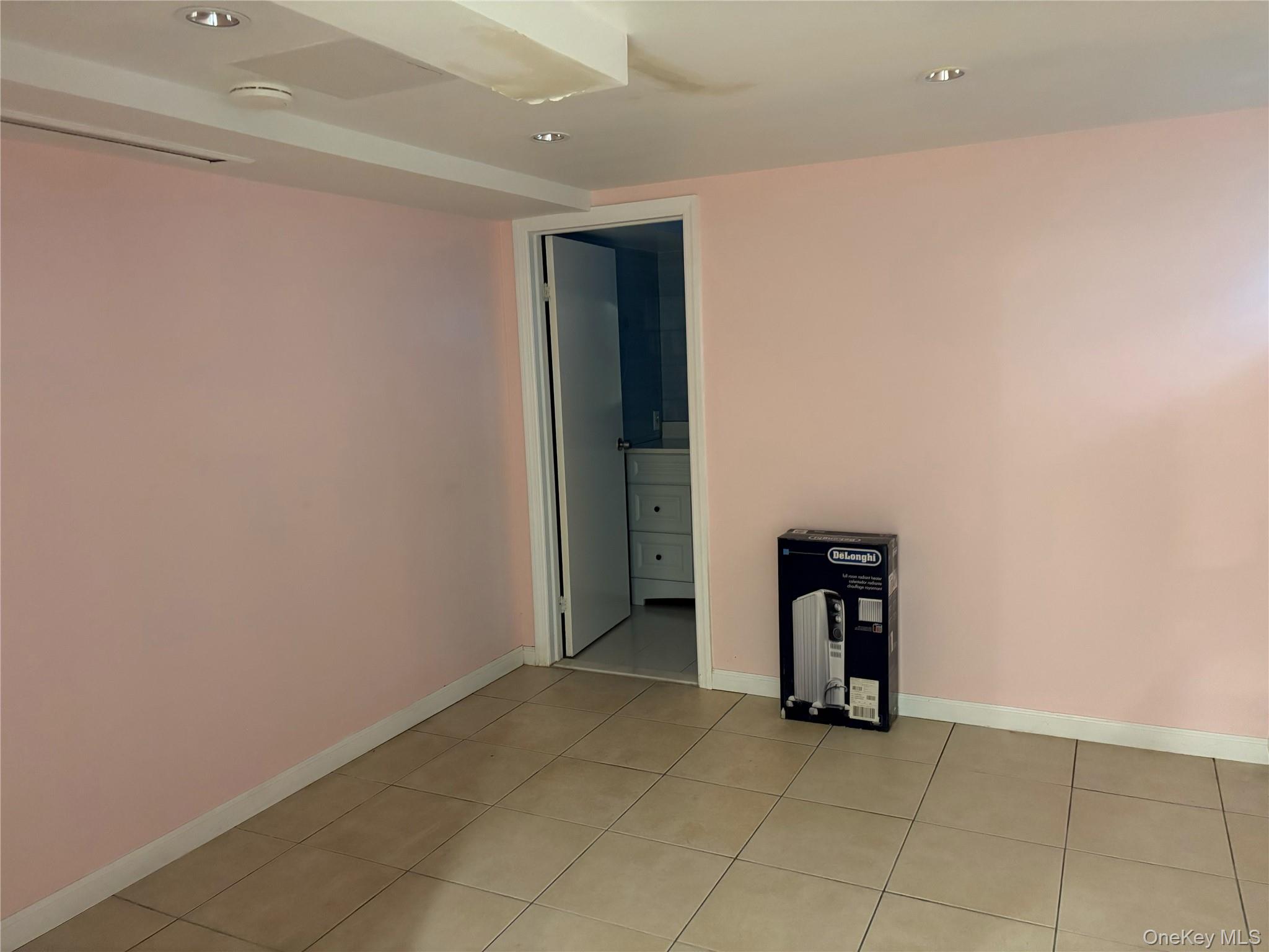 6911 180th Street Property Photo 24
