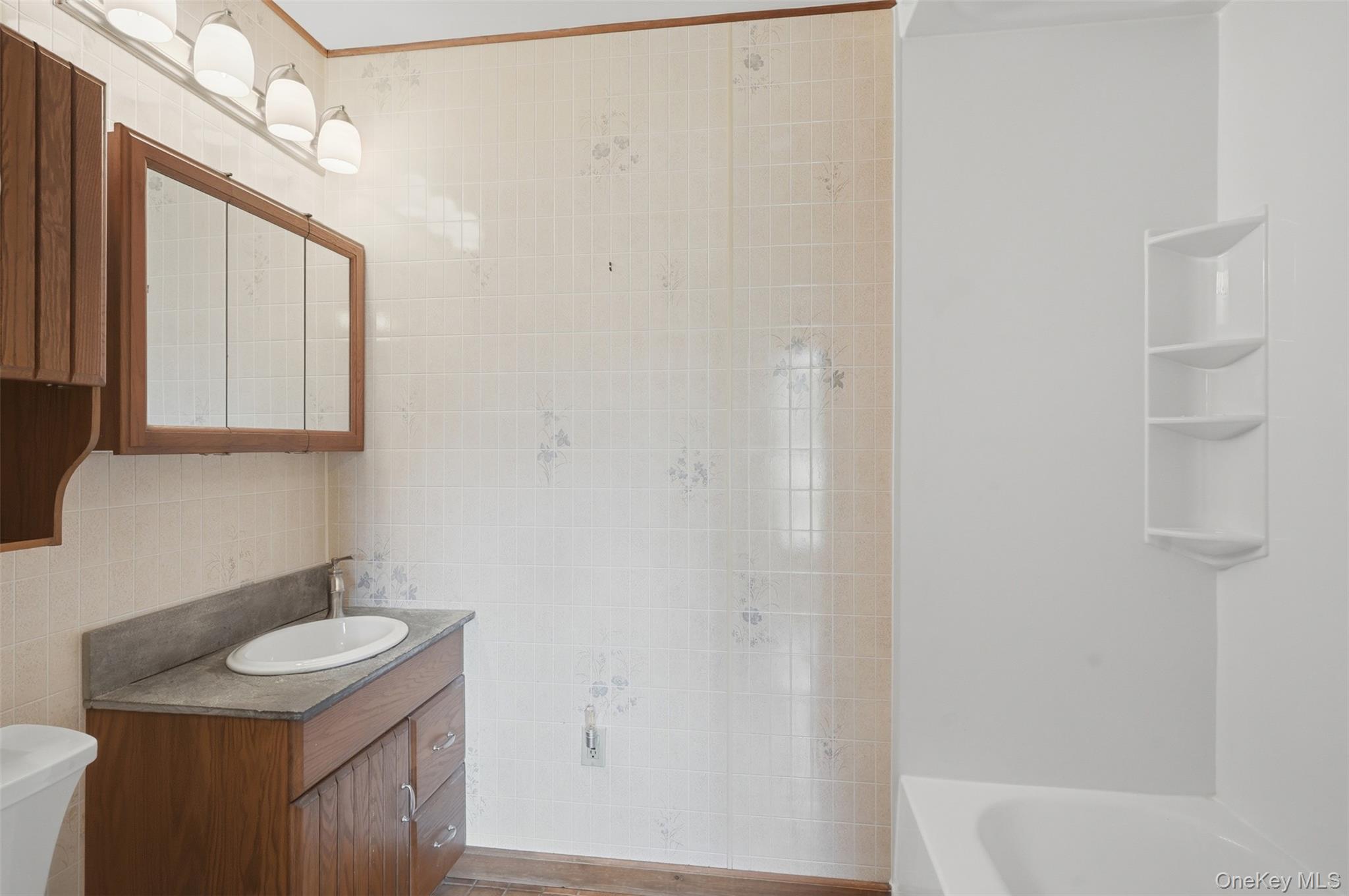 29 Academy Street Property Photo 19