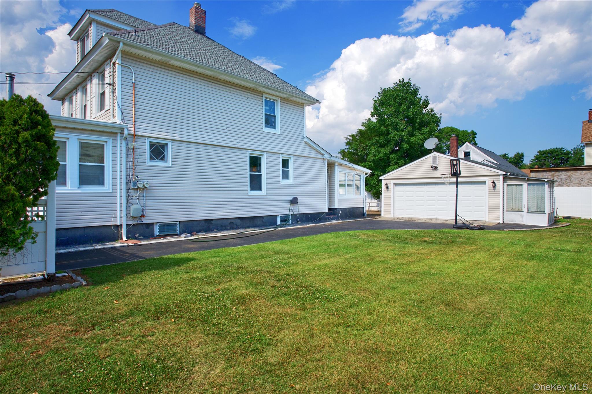 117 Walnut Street Property Photo 2