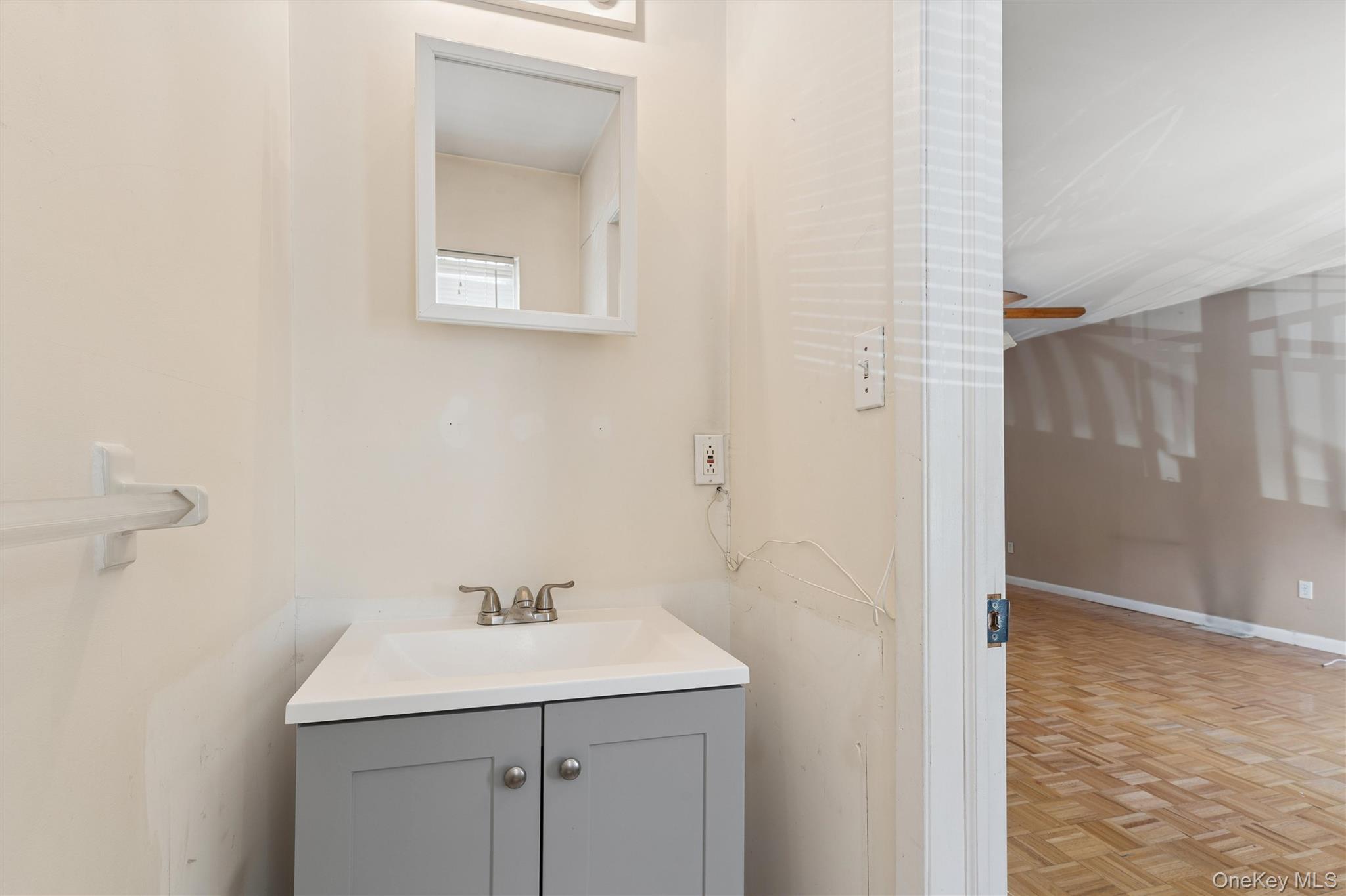1601 Johnson Avenue 16 Property Photo 15