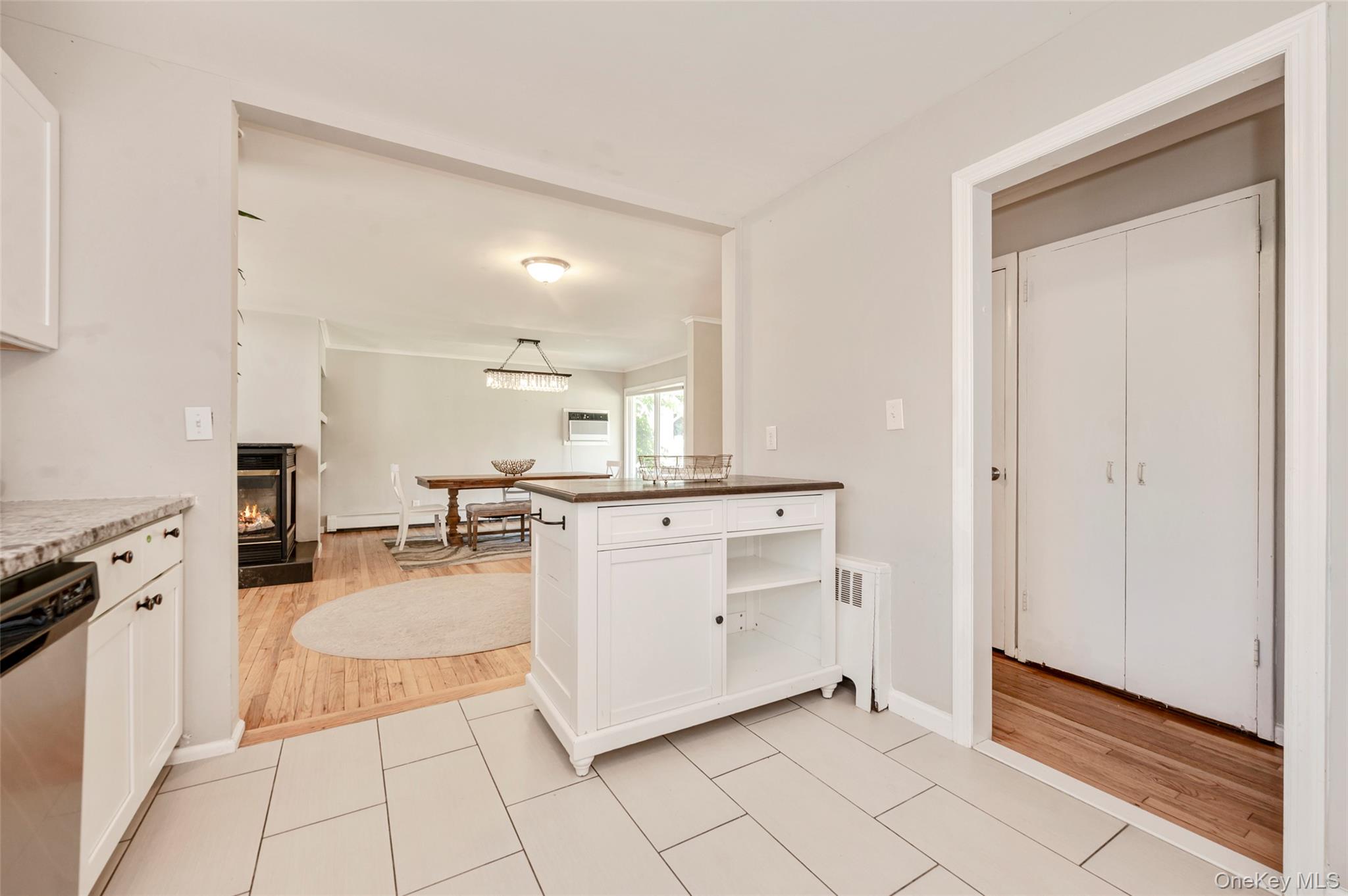 3251 Neptune Avenue Property Photo 10