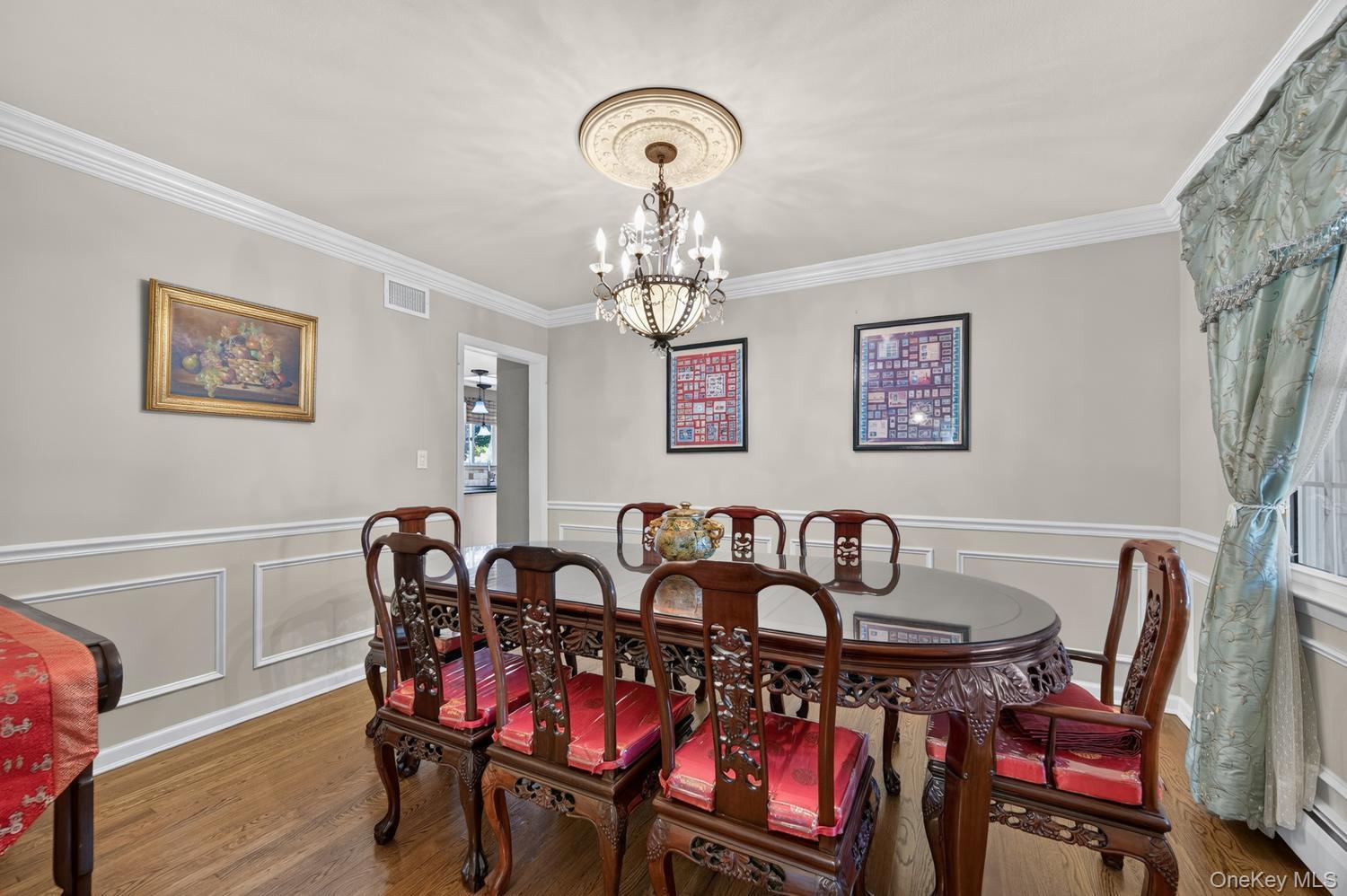 6 W Oak Hill Property Photo 5