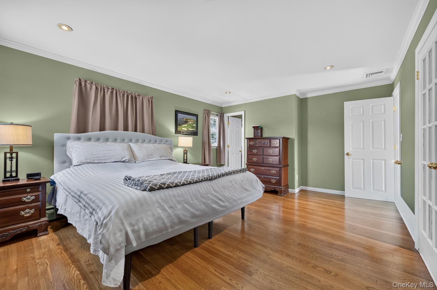 6 W Oak Hill Property Photo 17