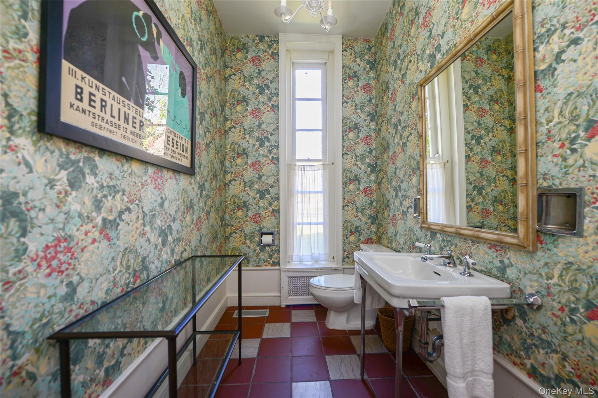 1 Pond Road Property Photo 6