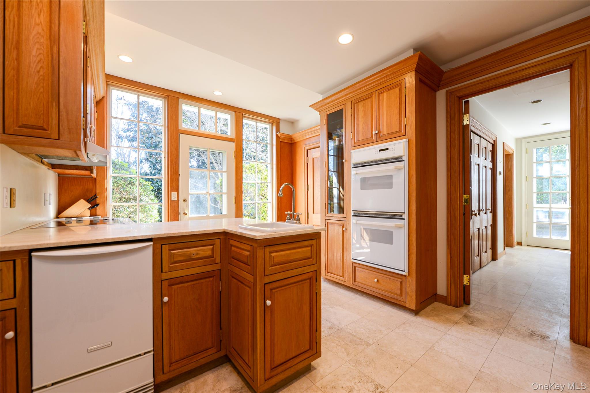 1 Pond Road Property Photo 8