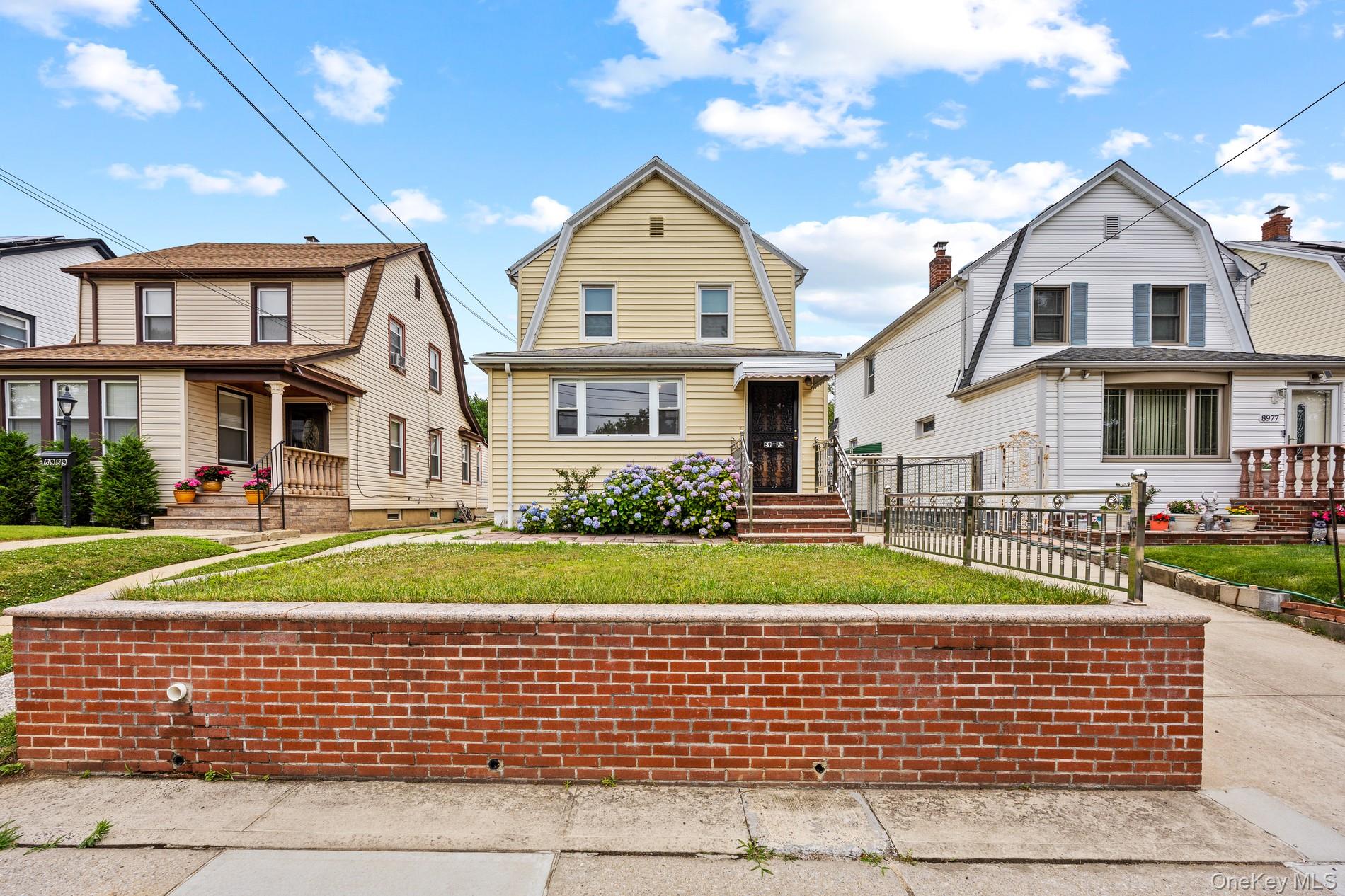 8973 215th Street Property Photo 4