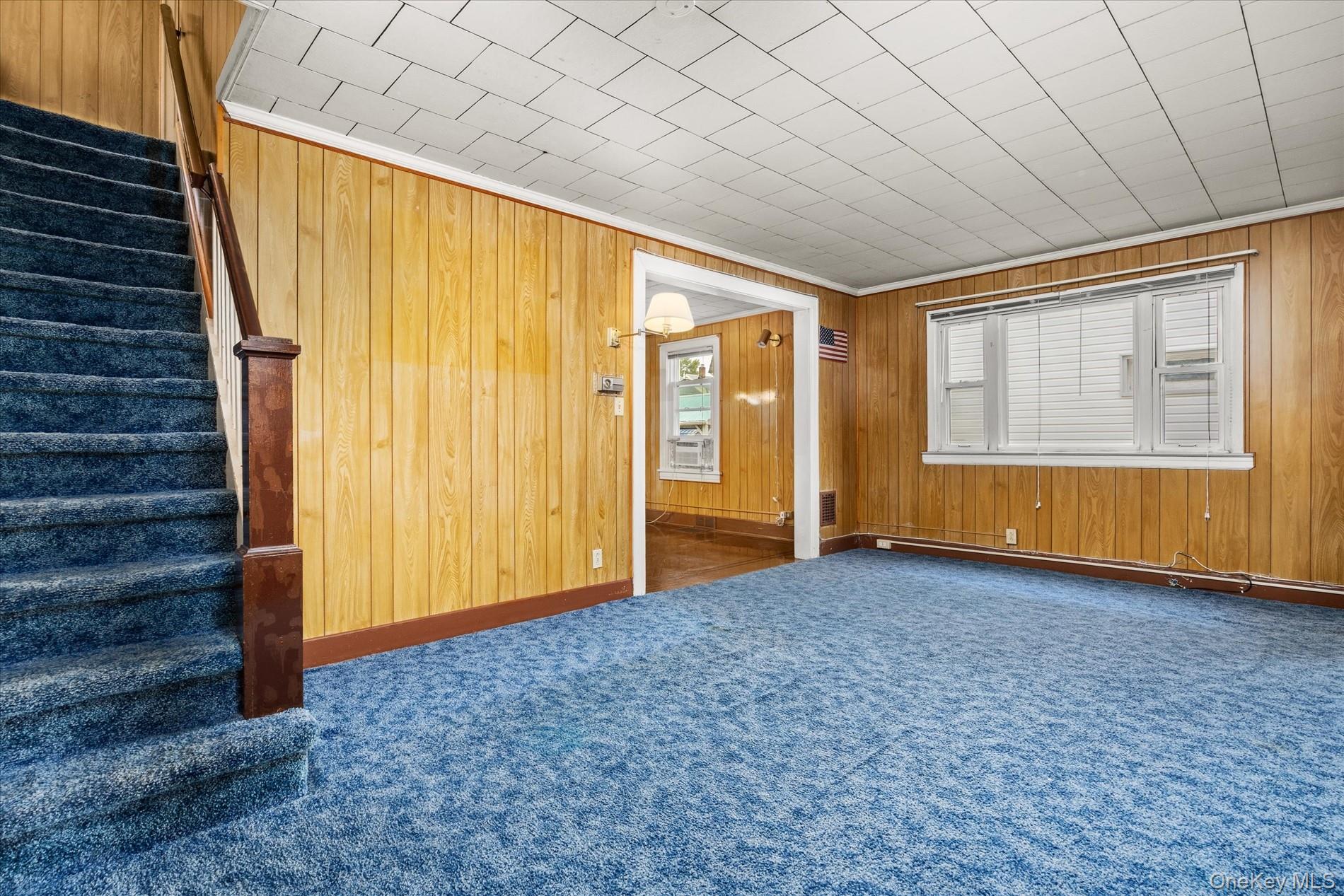 8973 215th Street Property Photo 7