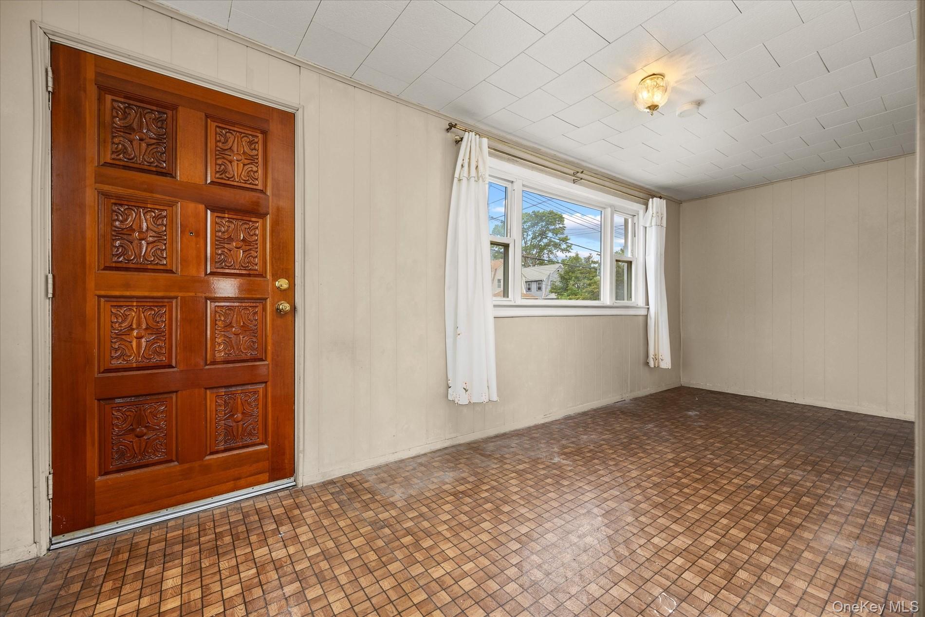 8973 215th Street Property Photo 15